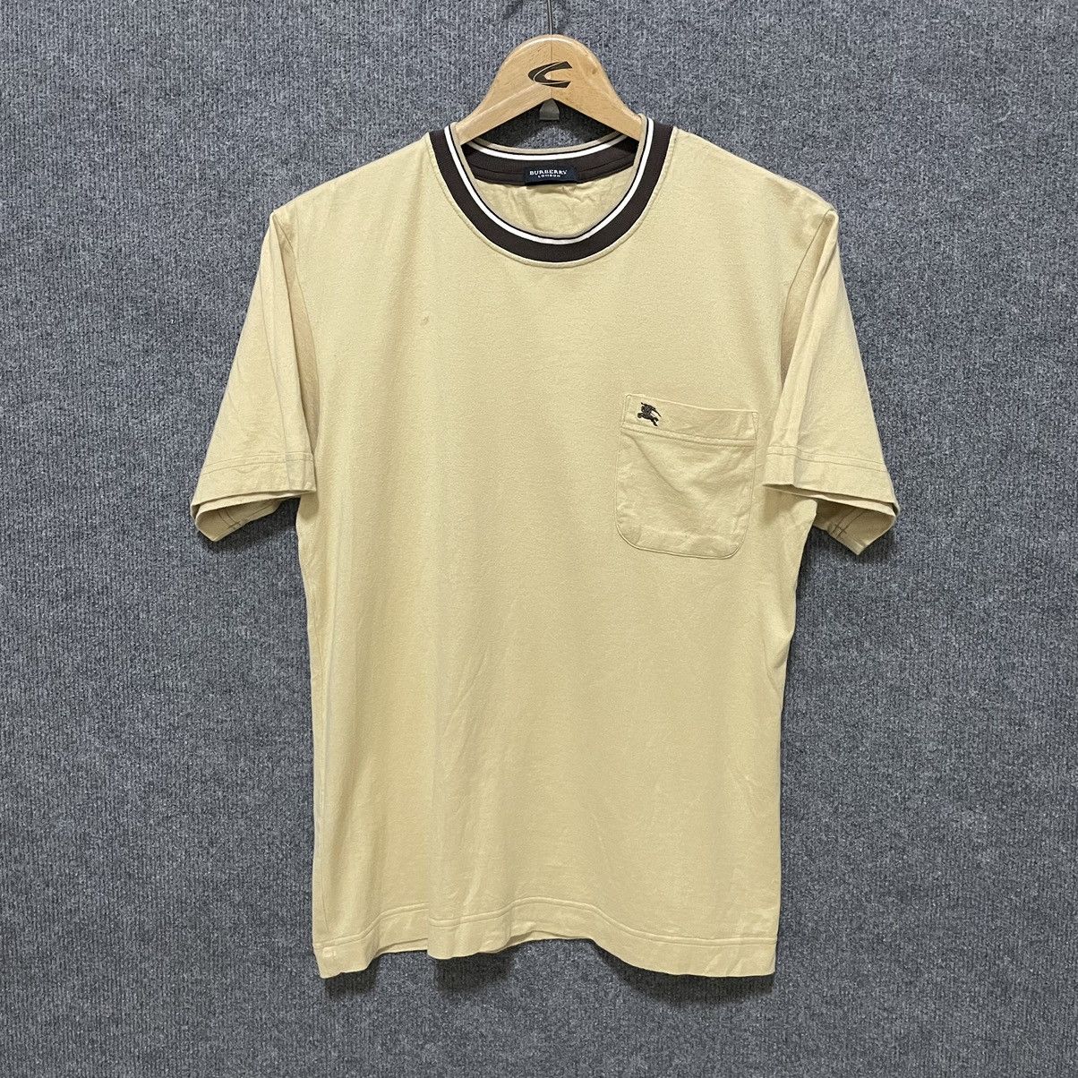 Burberry Burberry London Single Pocket T Shirt Size US S / EU 44-46 / 1 - 1 Thumbnail