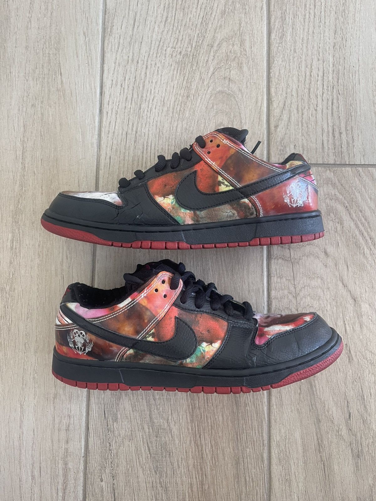 Nike SB Nike SB Dunk Low Pushead 1 2005 Size US 9.5 / EU 42-43 - 2 Thumbnail