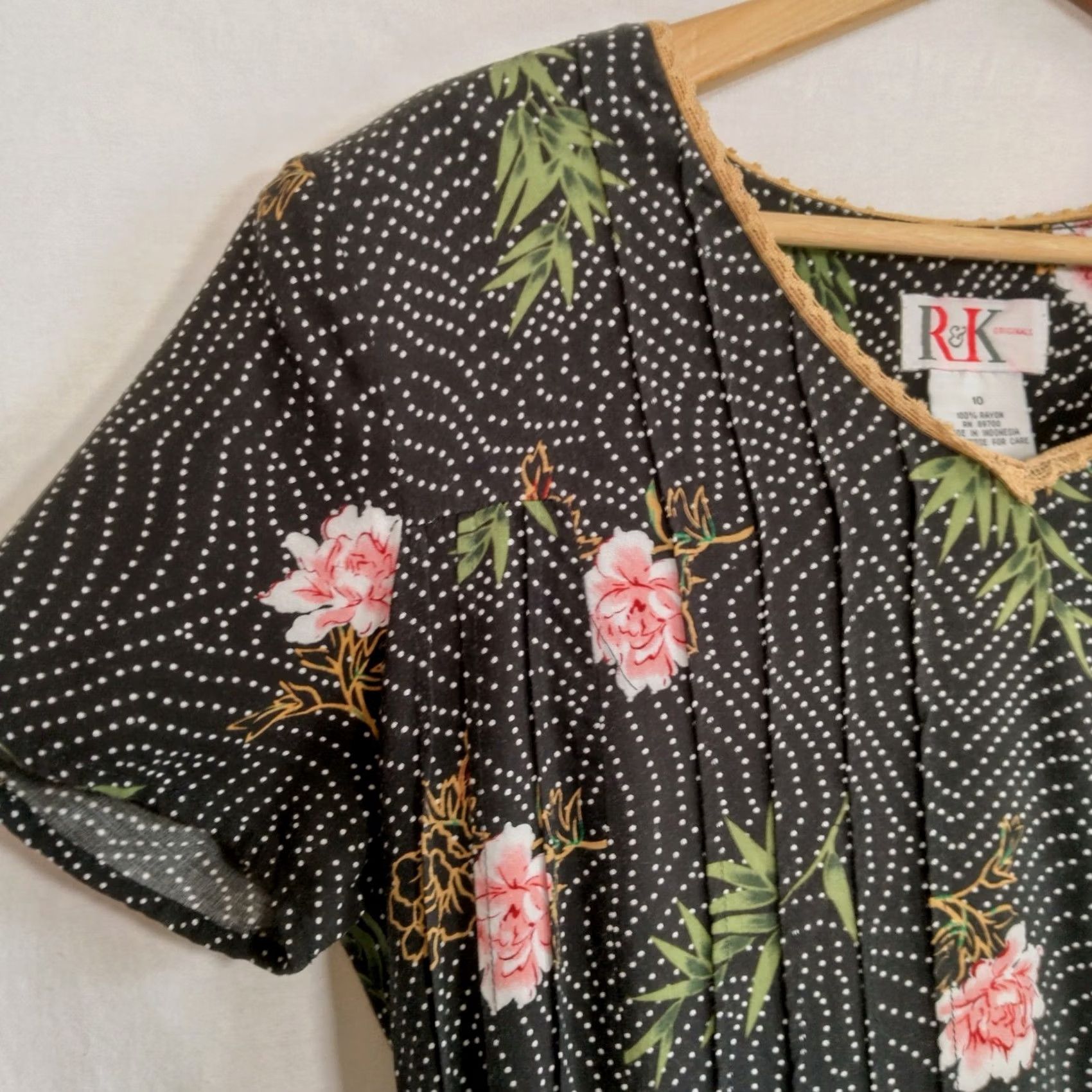 Vintage VINTAGE R&K Originals Dress Maxi Women 1990s Polka Dot Black Pink Floral Rayon 50" Long Size L / US 10 / IT 46 - 7 Thumbnail