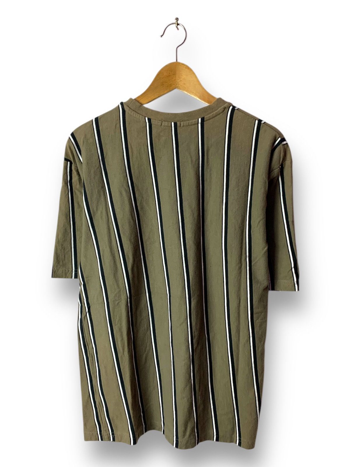GU × Japanese Brand × Uniqlo 🔥GU Stripes Essentials Streetwear Tee Size US L / EU 52-54 / 3 - 2 Thumbnail