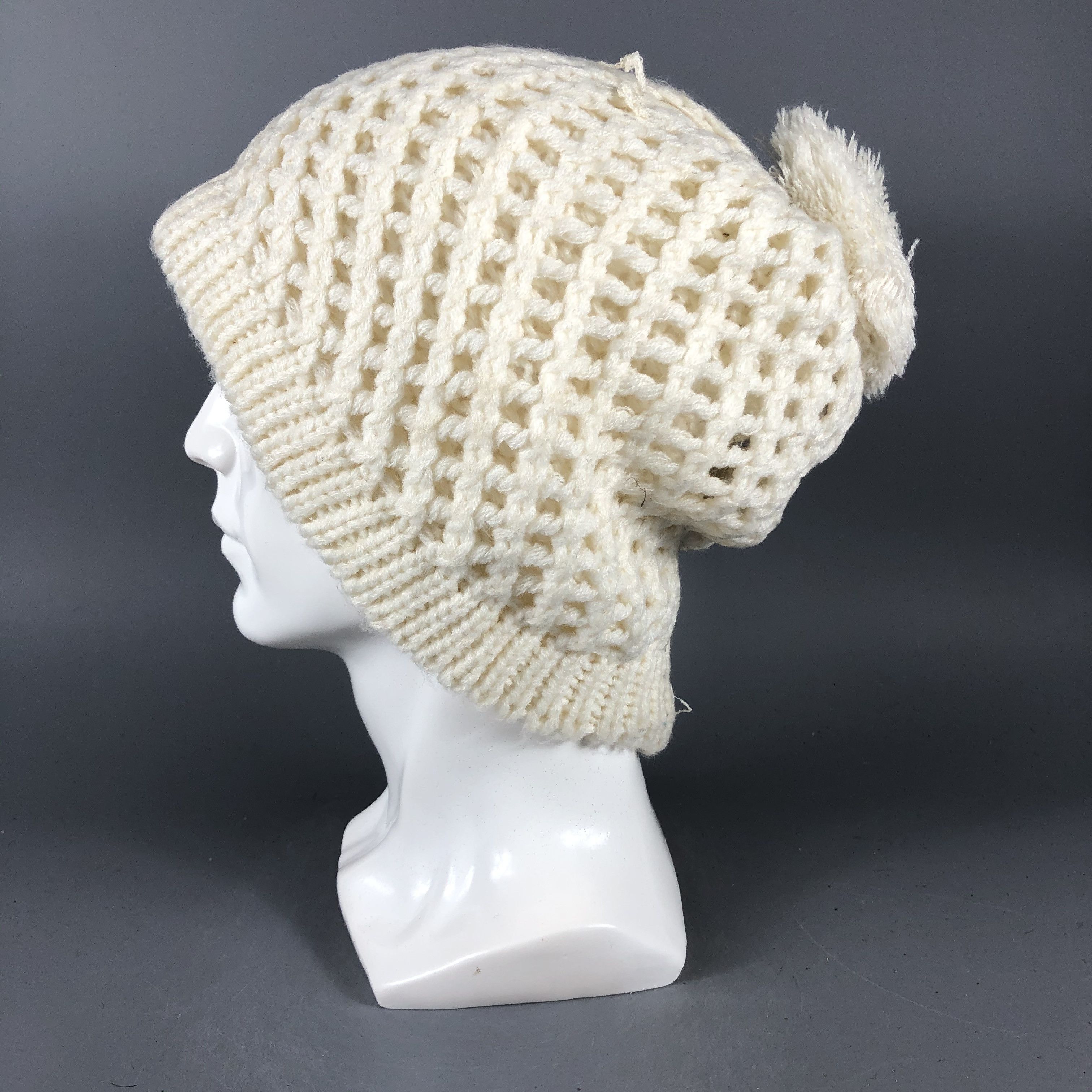 Vintage Vintage Knit Beanie Snow Hat Snow Cap -D848 Size ONE SIZE - 1 Thumbnail