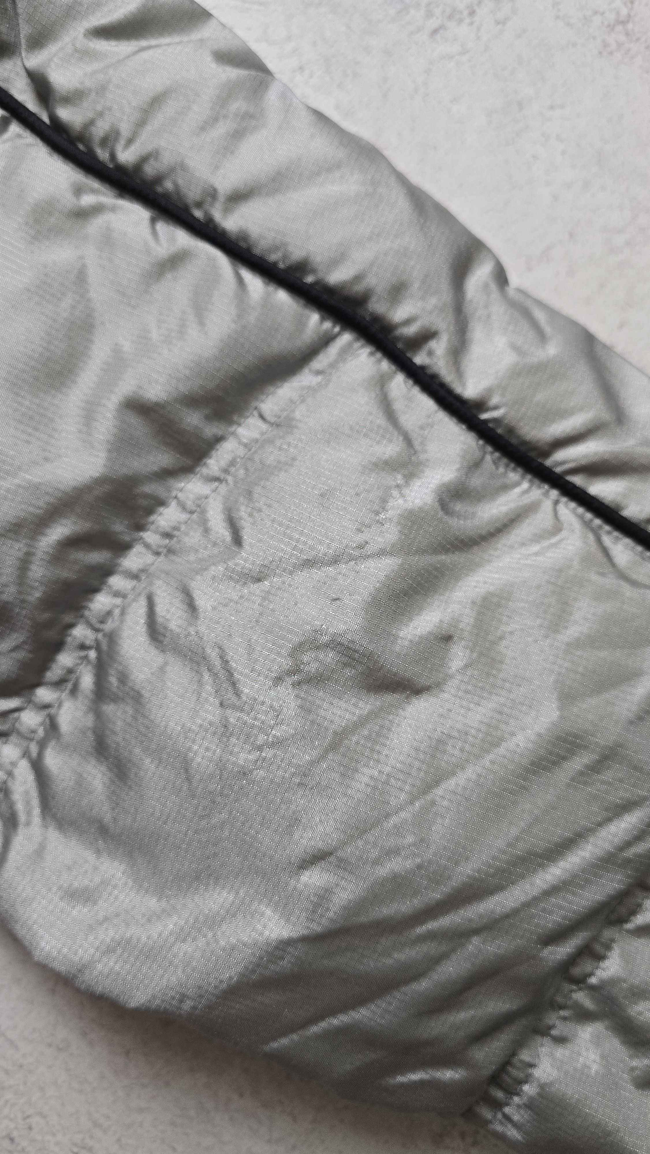 Nike Nike Vintage Y2K Silver Down Puffer Jacket Heavy Winter Coat Size US M / EU 48-50 / 2 - 11 Thumbnail