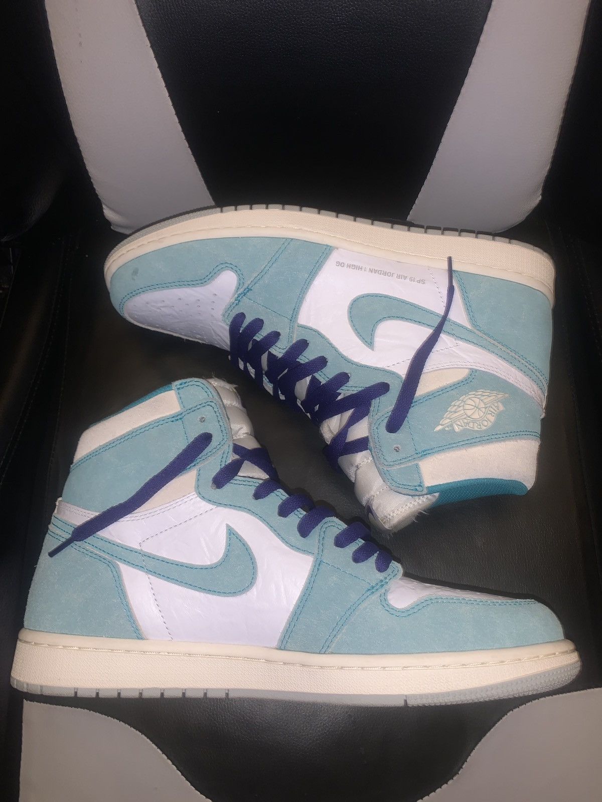 Nike Nike Air Jordan 1 High OG in teal and white Size US 11 / EU 44 - 4 Thumbnail