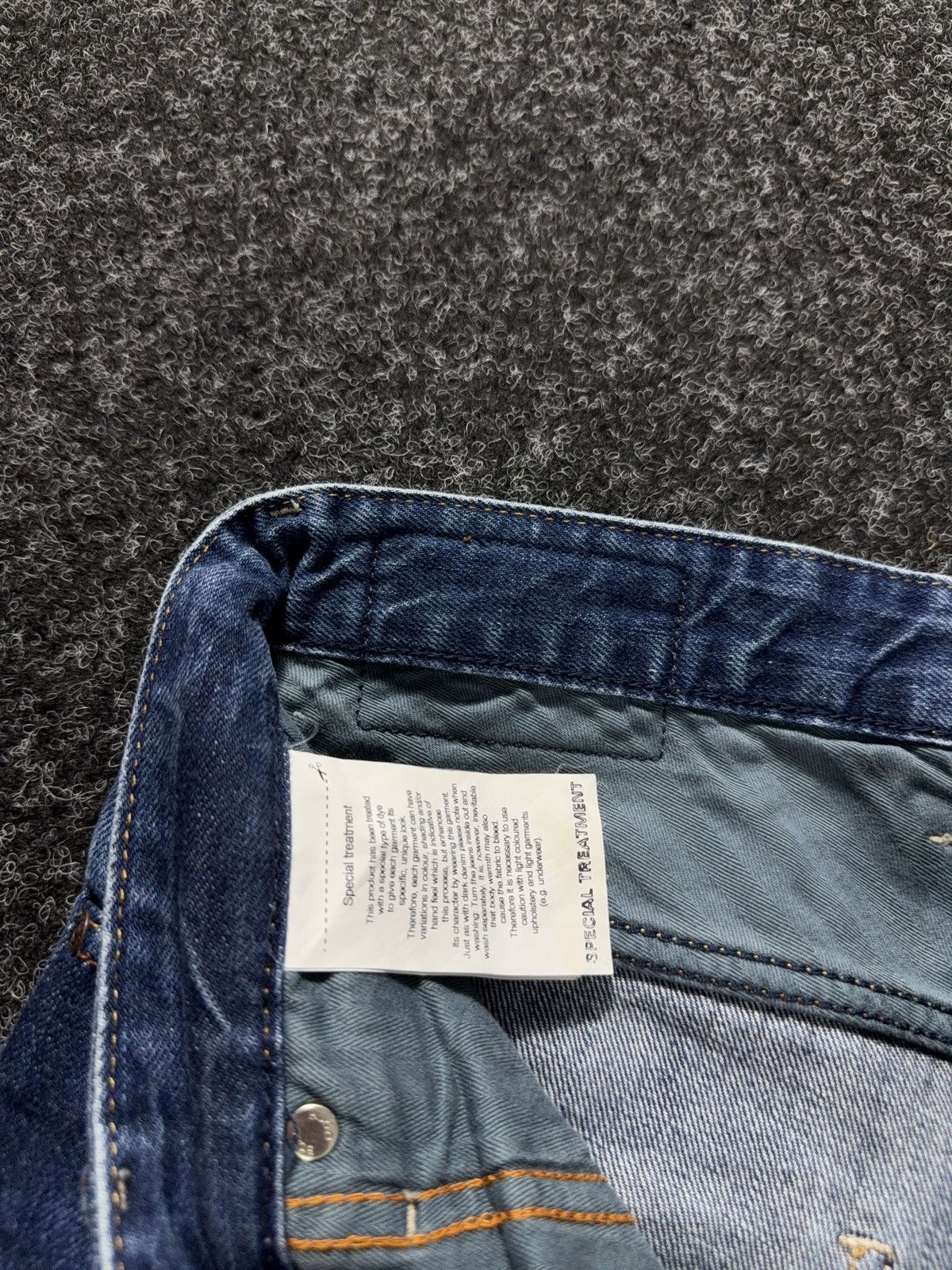 Hugo Boss Luxury Hugo Boss Orange Vintage Y2K Straight Fade Jeans W30 Size US 30 / EU 46 - 9 Thumbnail