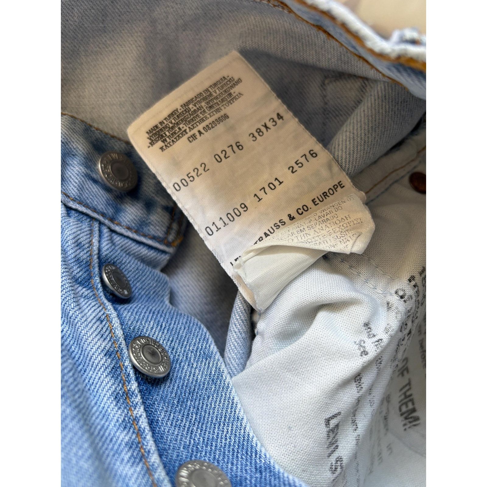 Levi's Levi’s 522 W38 L34 Light Wash Tapered Button Fly Jeans 2009 Size US 38 / EU 54 - 6 Thumbnail