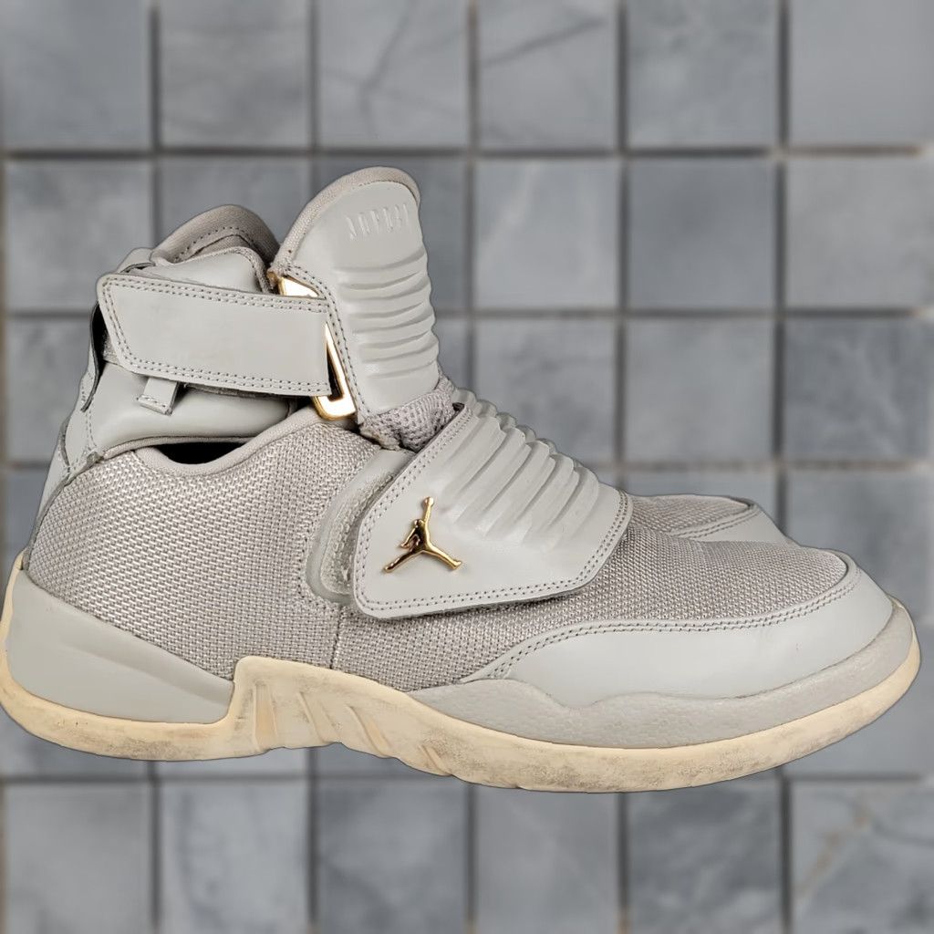Jordan Brand Jordan Generation 23 Light Bone 2017 Men's athletic Sneaker US 8 White Solid Hook & Loop Mid Top Jordan Generation 23 Mens Shoes Size ONE SIZE - 1 Thumbnail