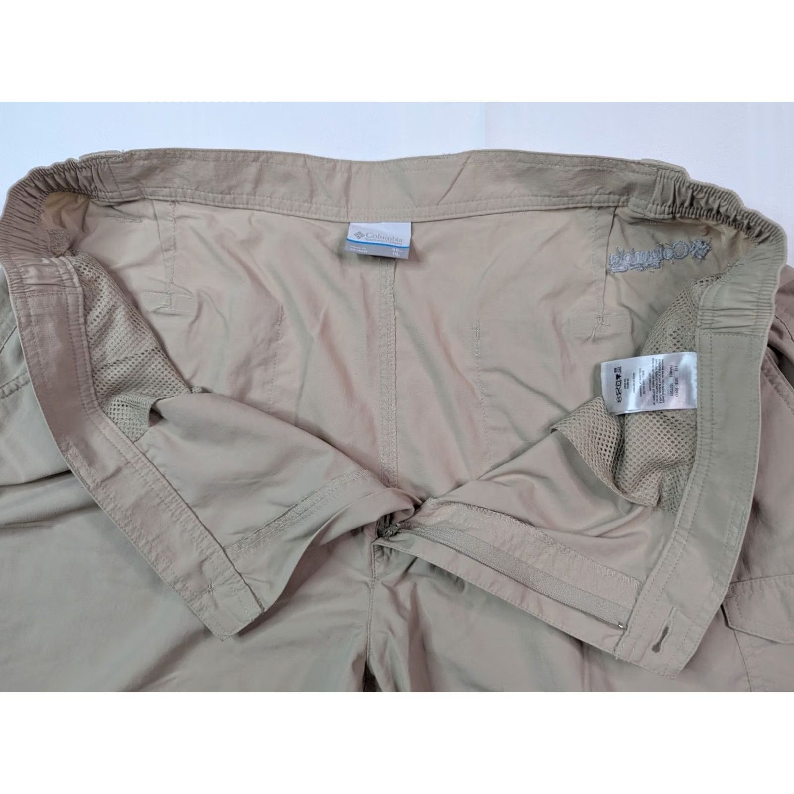 Vintage Columbia PFG Shorts OMNI-SHADE Fishing Hiking Men 40 x 10 Beige Lightweight Cargo Shorts Regular Mens Size US 40 / EU 56 - 6 Thumbnail