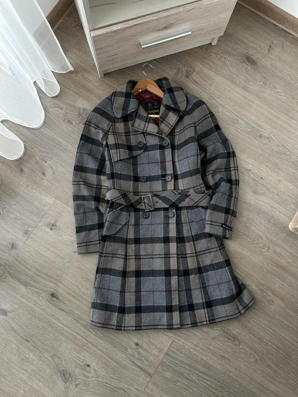 Barbour × Vintage Vintage Barbour W's Wool Coats Winter Tartan Jacket Size M / US 6-8 / IT 42-44 - 1 Thumbnail