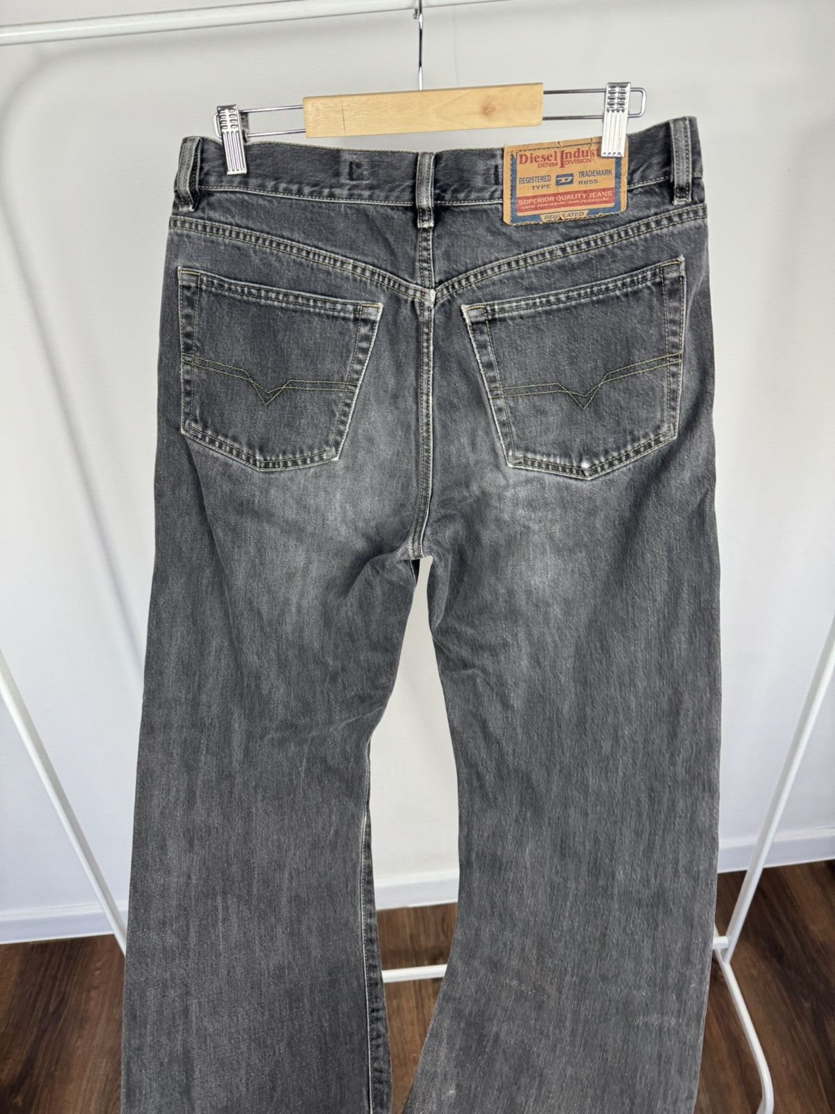 Diesel Diesel Industry Denim Division Distressed Jeans Italy W32 Size US 32 / EU 48 - 7 Thumbnail