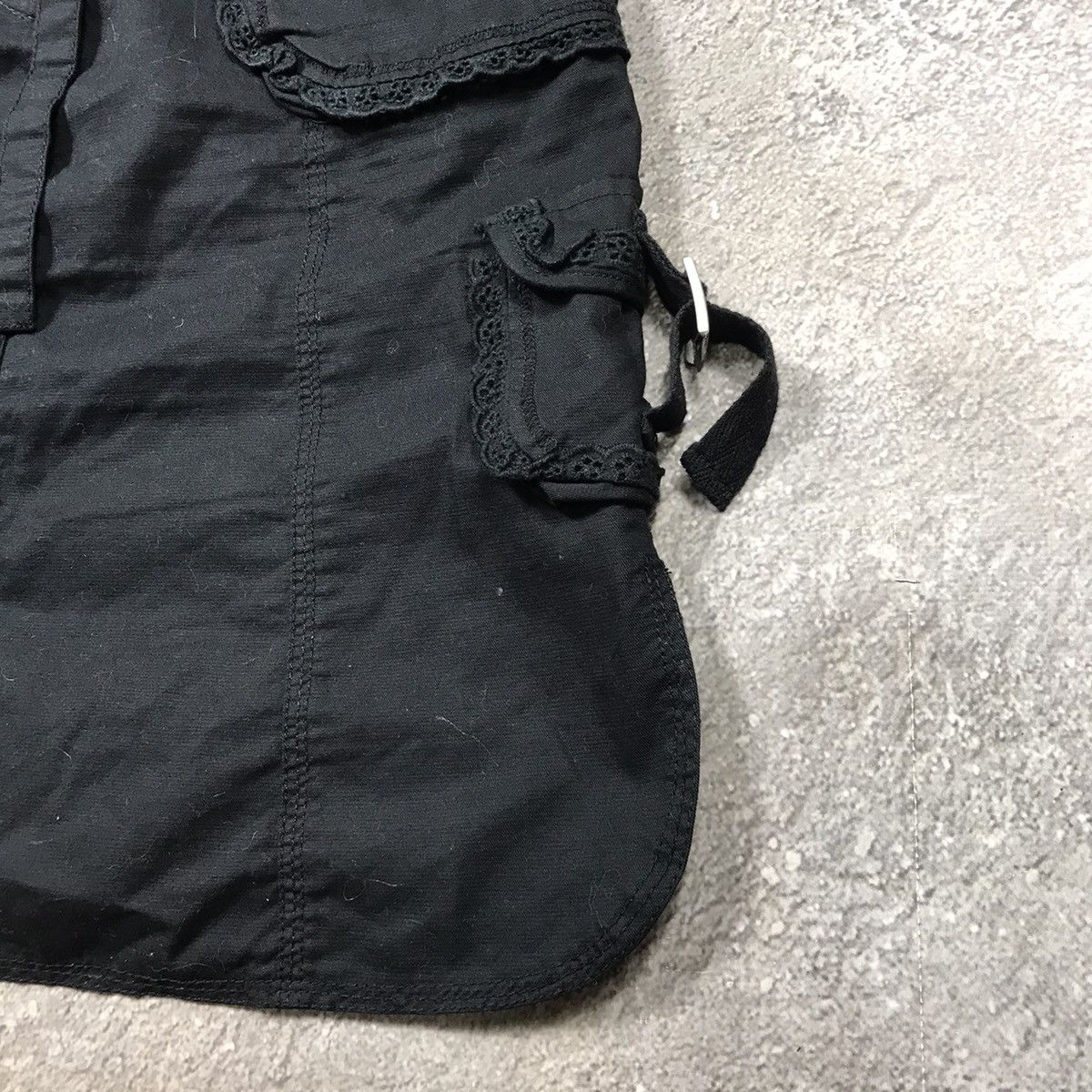 Vintage Vintage Y2K Black Quilted Mini Skirt Cargo Streetwear 30 Size 30" / US 8 / IT 44 - 3 Thumbnail