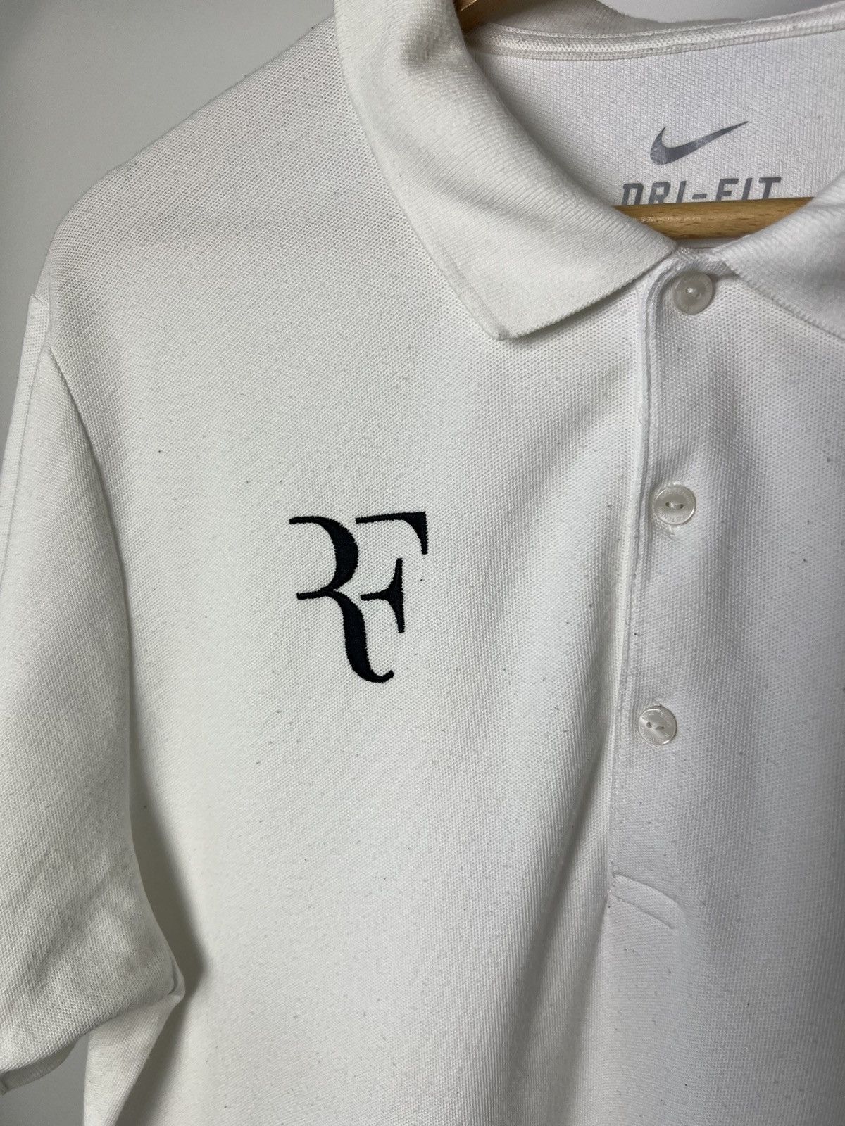 Nike Nike Roger Federer Embroidered Polo T Shirt White Men 2011 Size US L / EU 52-54 / 3 - 11 Thumbnail