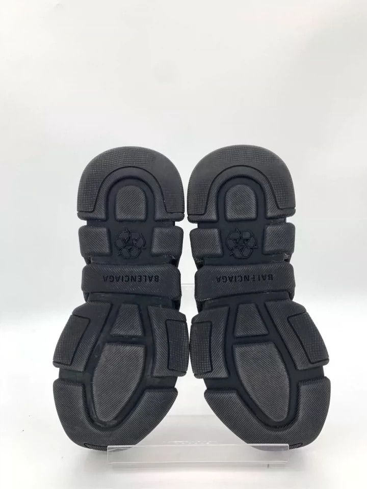 Balenciaga Balenciaga logo monogrammed intarsia black and white color- Size US 5 / EU 37 - 5 Thumbnail