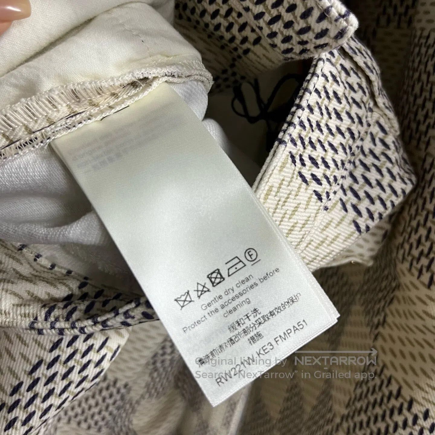 Louis Vuitton Louis Vuitton size 36 Beige checkered pattern jeans with a Size 26" / US 2 / IT 38 - 4 Thumbnail