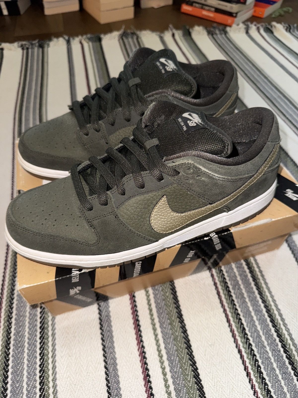 Nike Dunk SB Low Sequoia White Gum