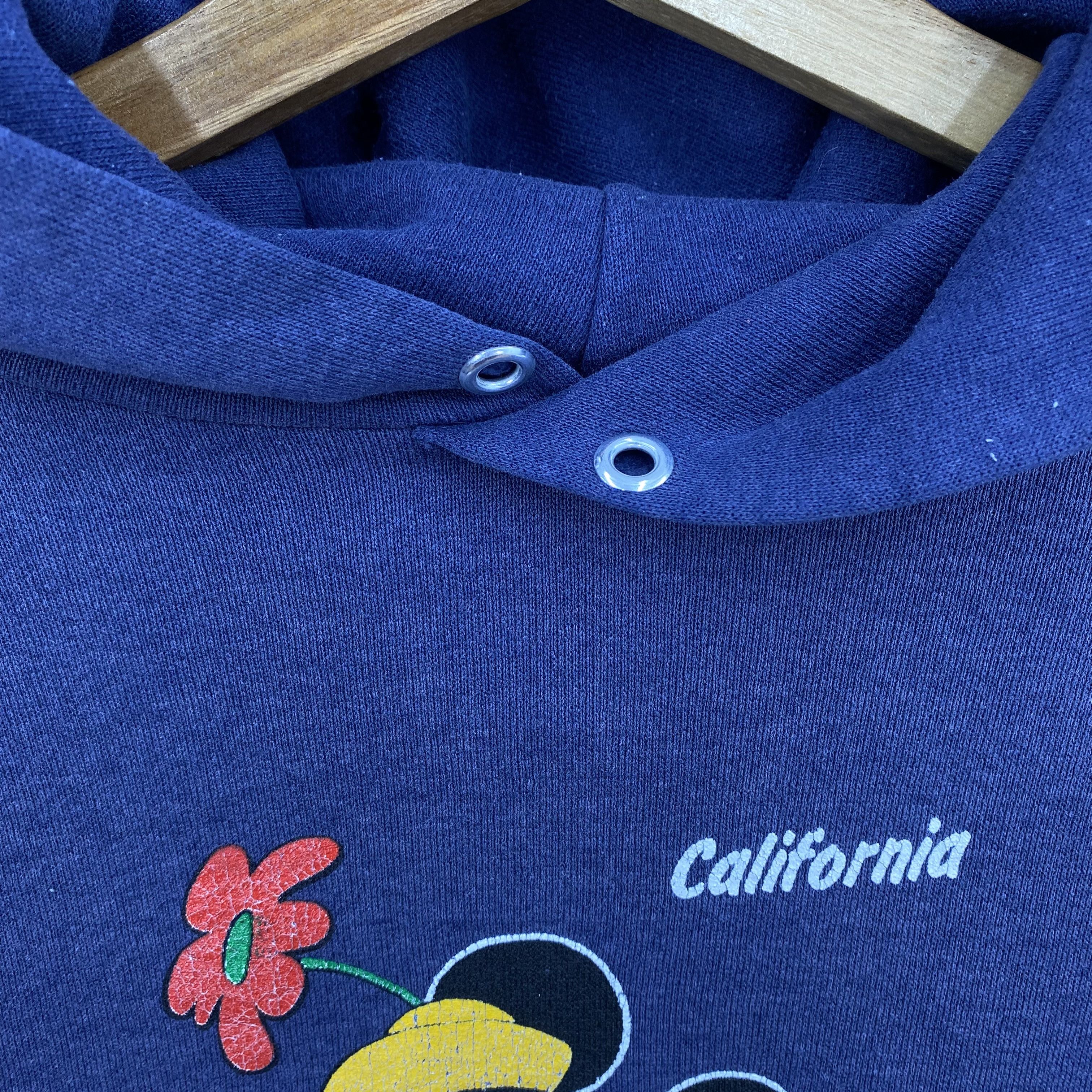 Disney Vintage 90s Disney Minnie Mouse California Pullover Hoodie Size US M / EU 48-50 / 2 - 12 Thumbnail