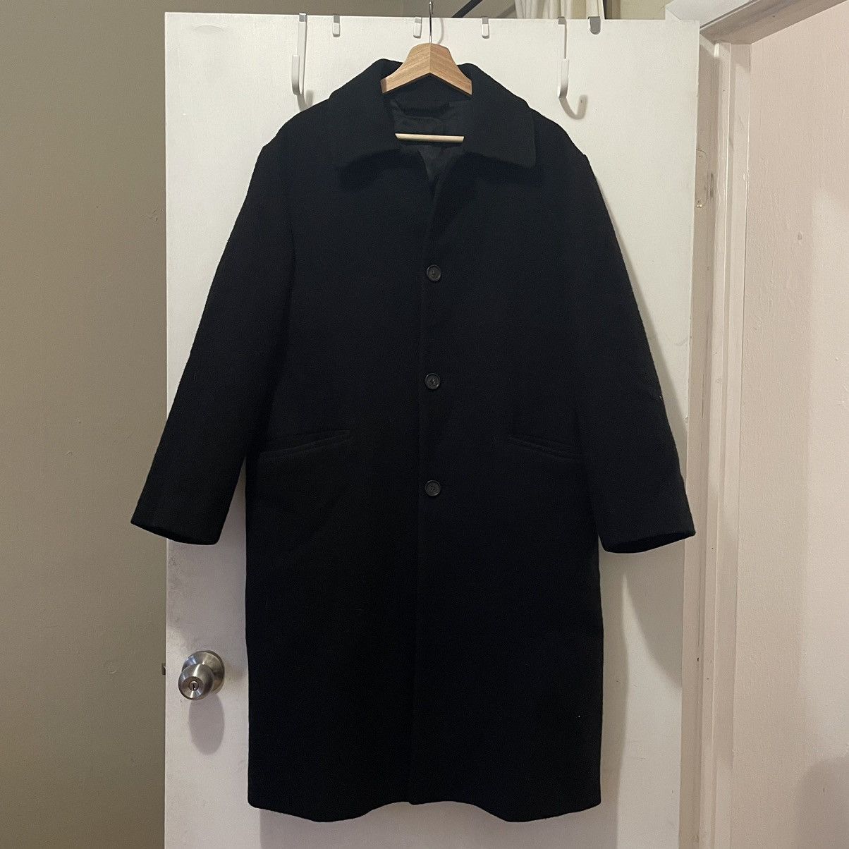 Acne Studios Oversized Black Wool Coat [50] Acne Studios Size US M / EU 48-50 / 2 - 1 Thumbnail