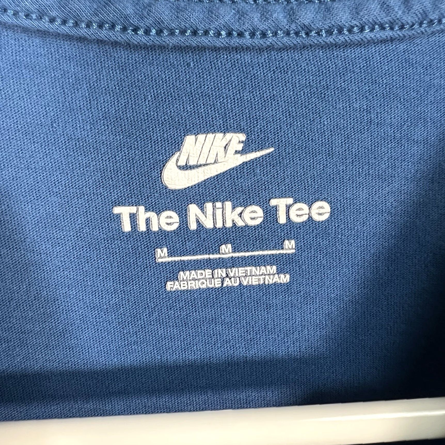 Nike Nike Tee Embroidered Logo Swoosh T Shirt Adult Medium Blue Mens Size US M / EU 48-50 / 2 - 5 Thumbnail