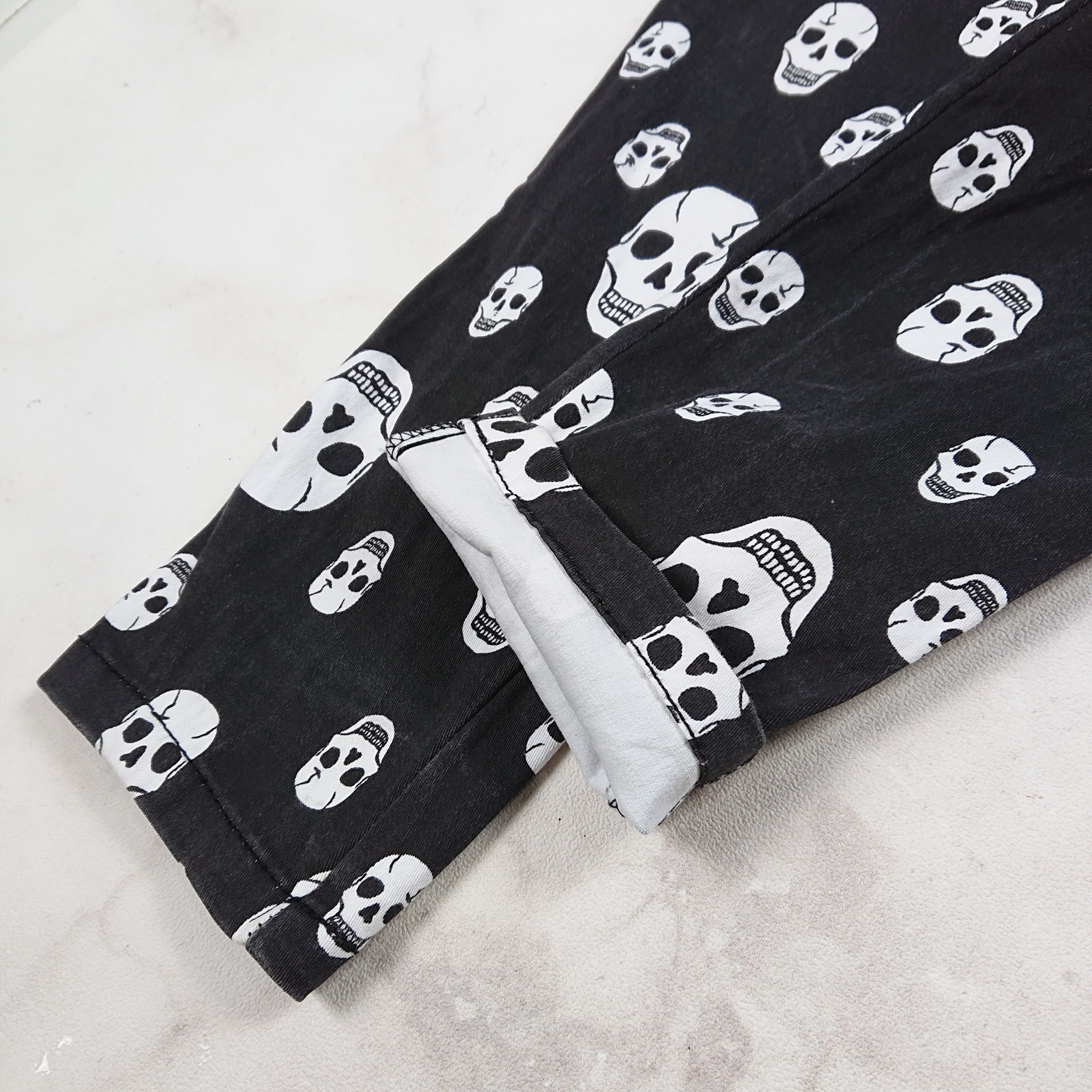 Tripp NYC Tripp NYC Skull AOP Stretch Pants Size US 33 - 3 Thumbnail