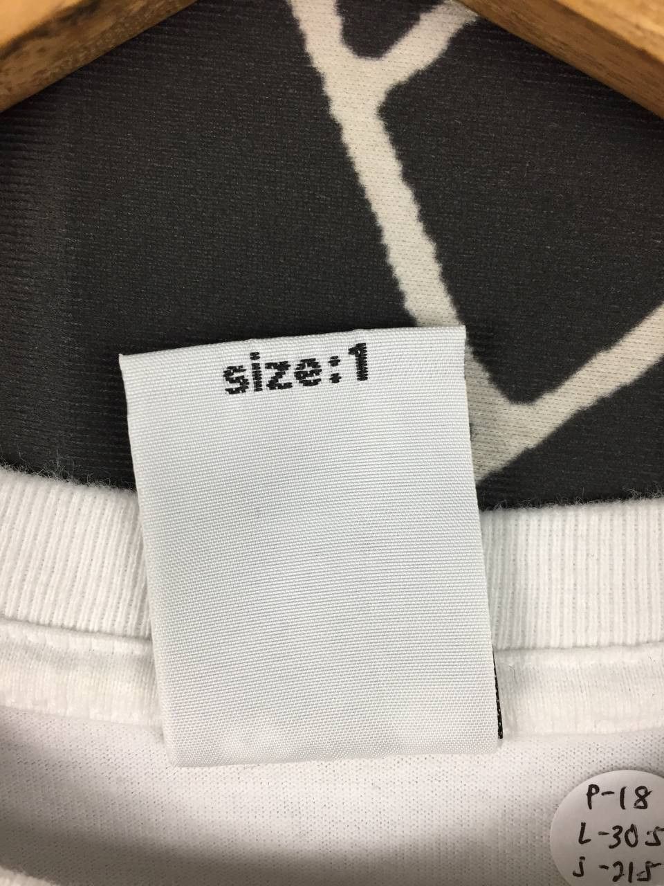 Japanese Brand X-girl Japan Box Logo Vertical Back Print Long Sleeve Tee Size US S / EU 44-46 / 1 - 15 Thumbnail