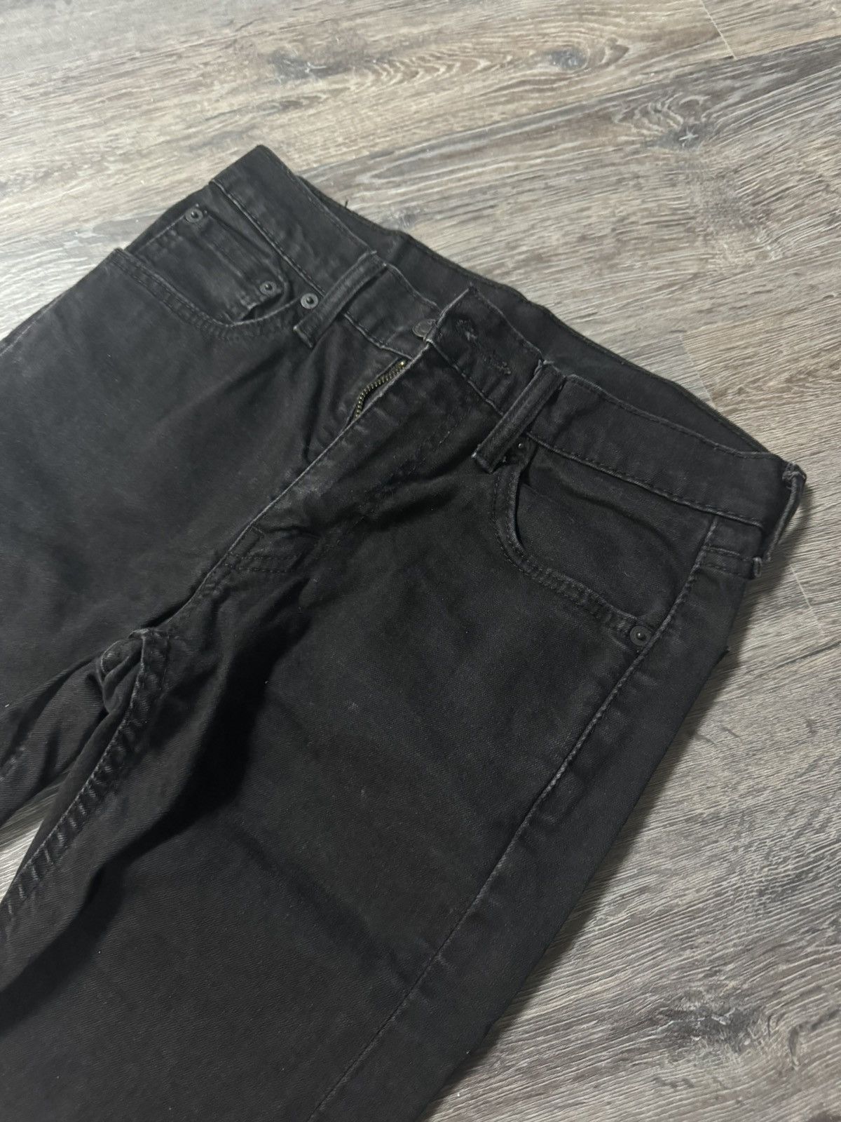 Levi's Levis 519 skinny jeans 30x30 Size US 30 / EU 46 - 3 Thumbnail