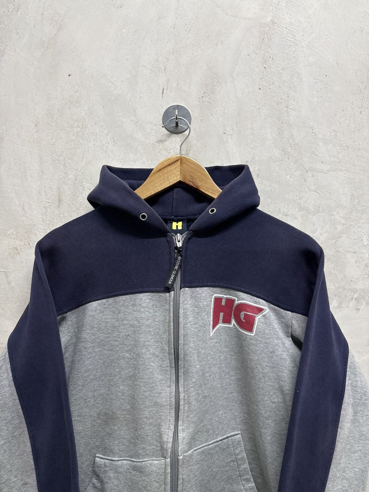 Hysteric Glamour Vintage Hysteric Glamour Short Form Zip Up Hoodie Size US S / EU 44-46 / 1 - 2 Thumbnail