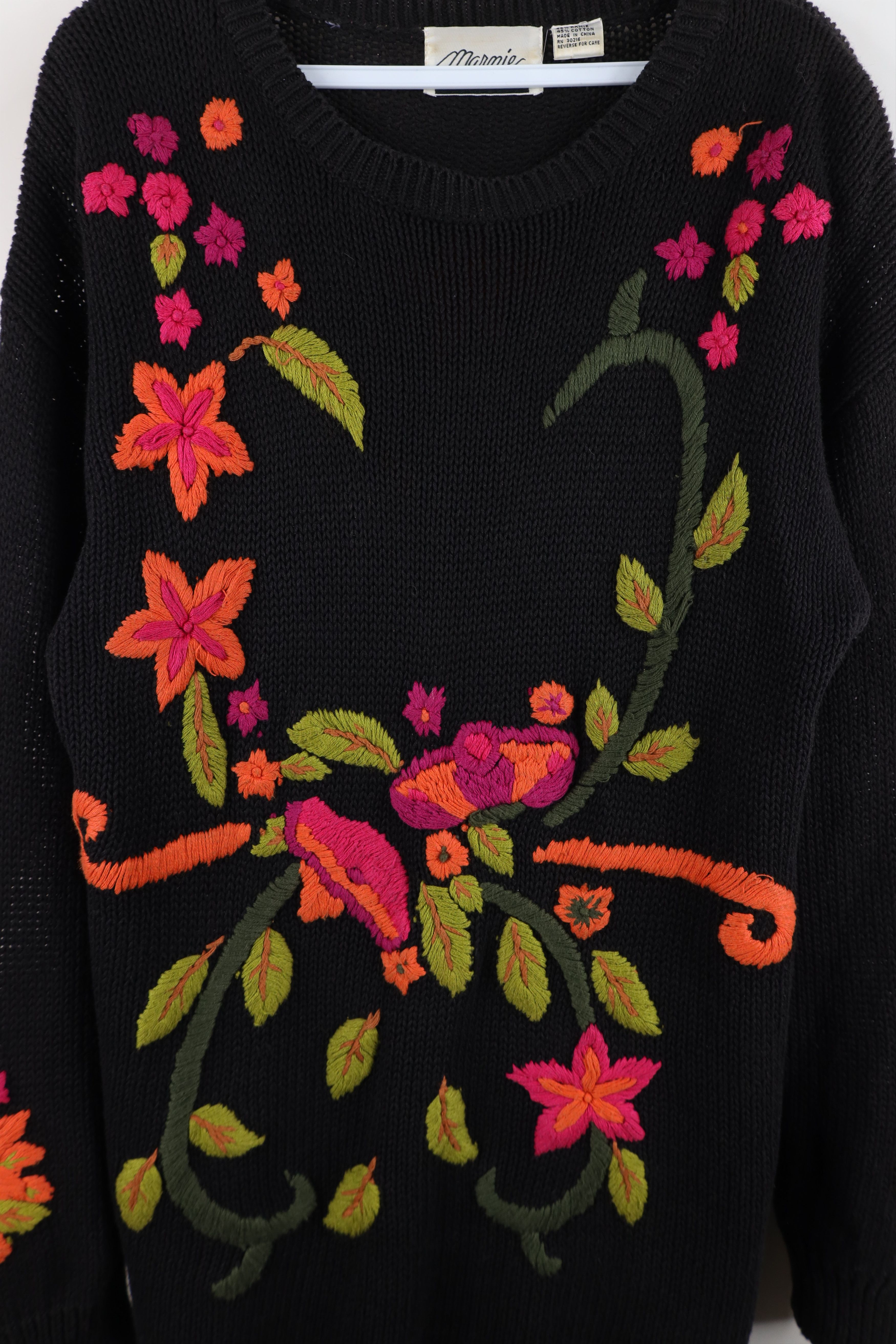 Vintage Vintage 90s Streetwear Flower Knit Sweater Oversized Size M / US 6-8 / IT 42-44 - 4 Thumbnail