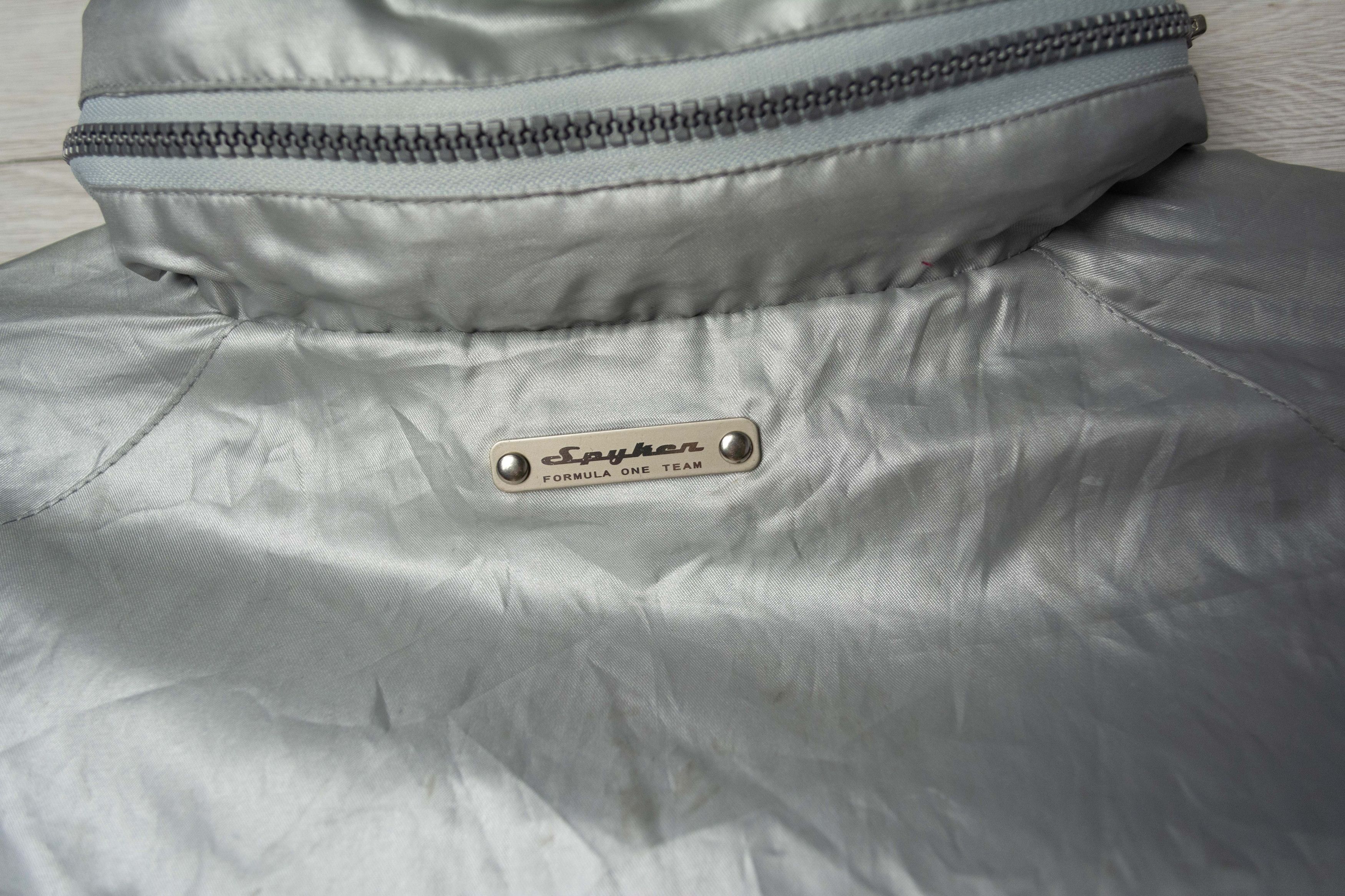 Formula 1 SPYKER FORMULA ONE TEAM SILVER JACKET Size US L / EU 52-54 / 3 - 7 Thumbnail