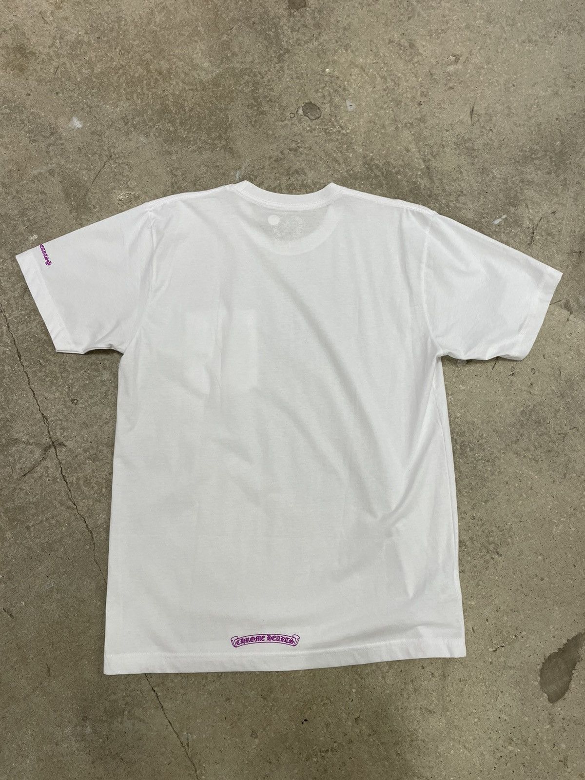 Chrome Hearts Chrome Hearts Purple Script Logo Tee White Size US L / EU 52-54 / 3 - 6 Thumbnail