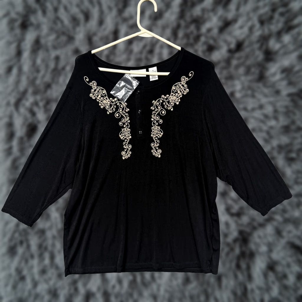 Vintage VINTAGE Jaclyn Smith T-Shirt Womens 1X Plus Black Embroidered Henley Whimsigoth Coquette Size XL / US 12-14 / IT 48-50 - 1 Thumbnail