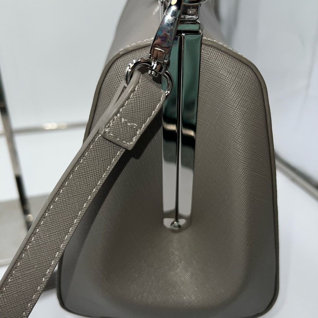 Other Catherine Malandrino Structured Vegan Covertable Crossbody/Handbag Size ONE SIZE - 12 Thumbnail