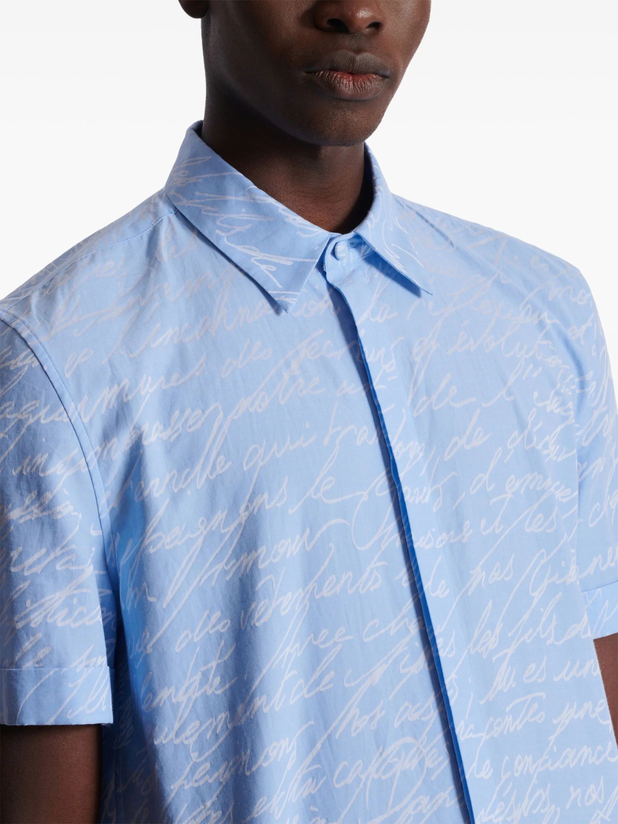 Balmain o1mt1gz0126 Love Letter Jacquard Short Sleeve Shirt in Blue Size US M / EU 48-50 / 2 - 6 Thumbnail