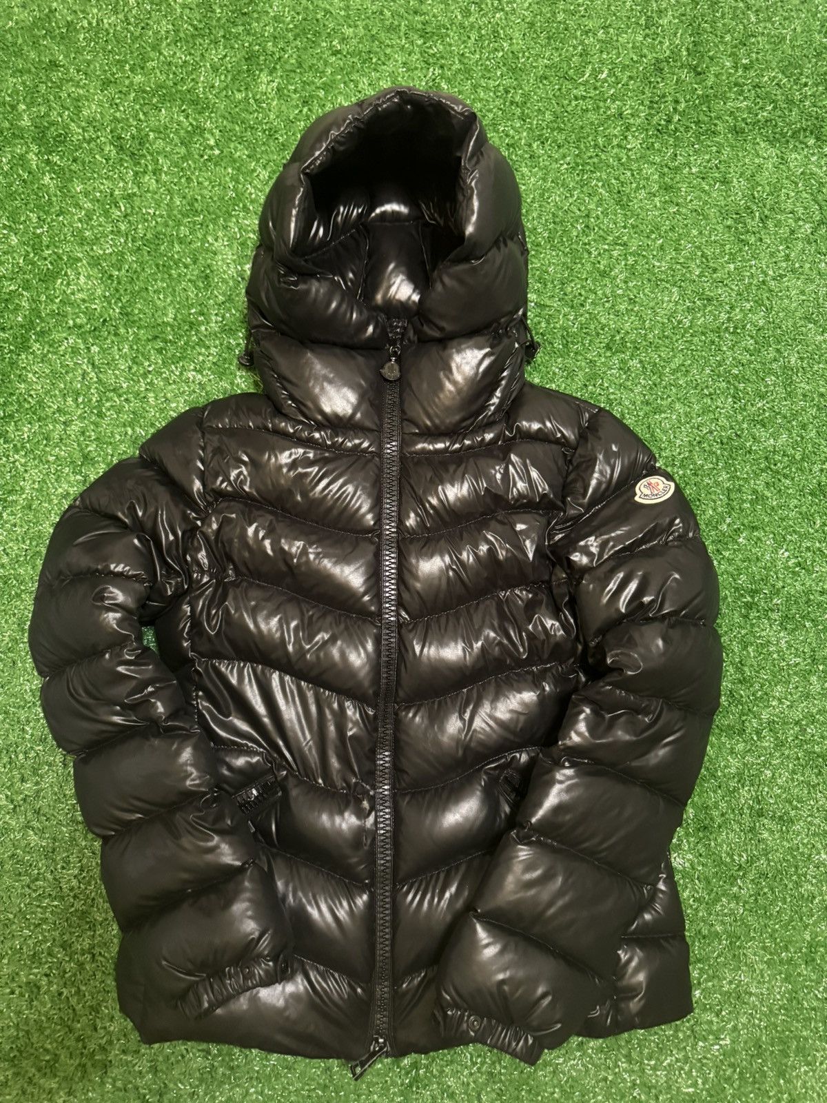 moncler size 2 in us