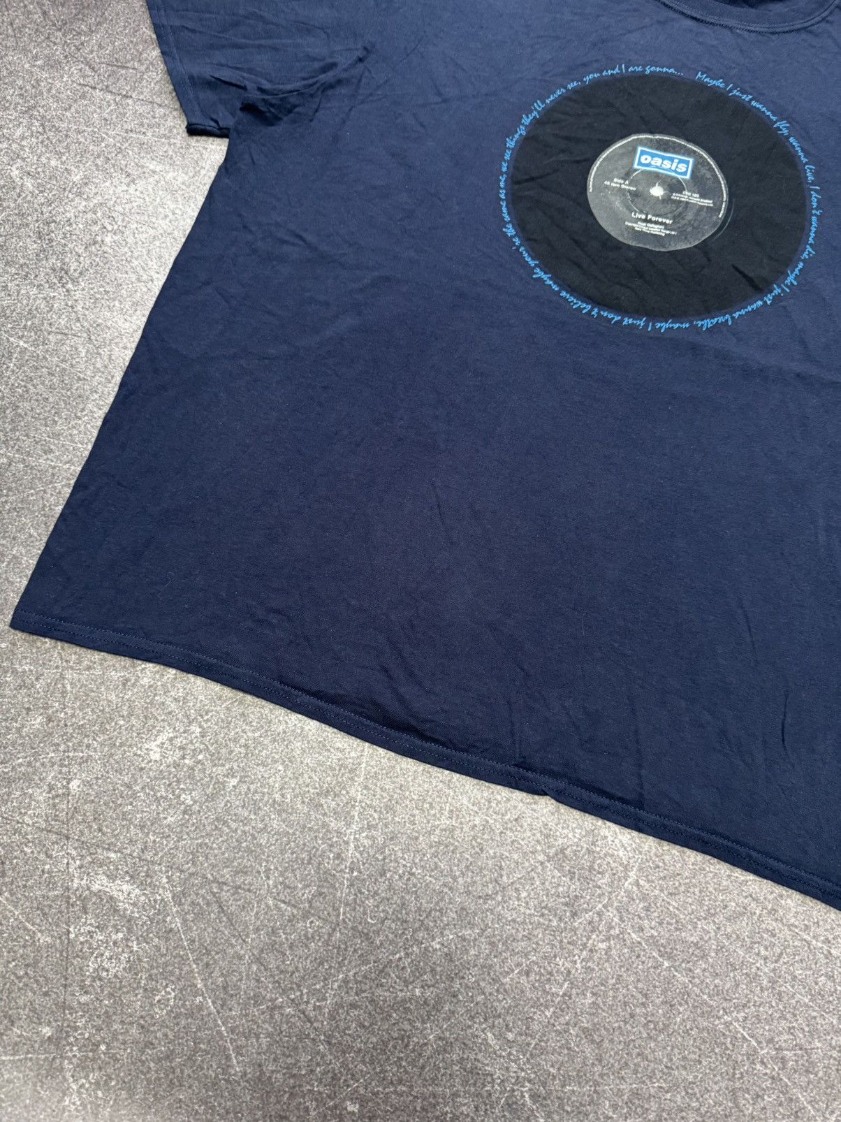 Band Tees Noel Gallagher Oasis Live Forever T shirt Y2k rock Band Size US XXL / EU 58 / 5 - 3 Thumbnail