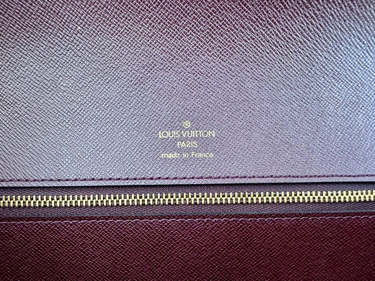 Louis Vuitton Authentic Louis Vuitton Taiga Leather Kourad Clutch Bag Size ONE SIZE - 9 Thumbnail