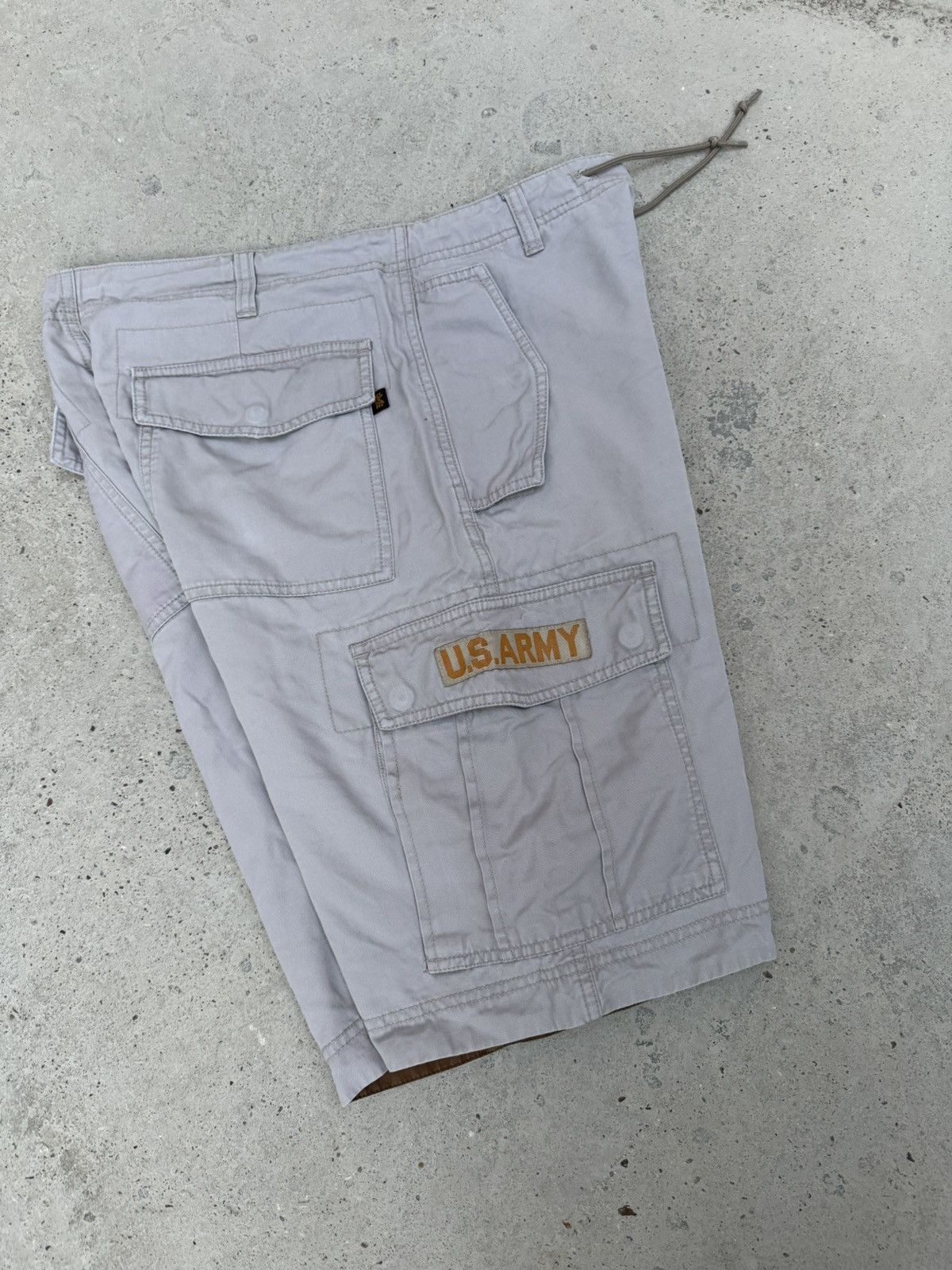 Alpha Industries VINTAGE ALPHA INDUSTRIES CARGO SHORTS US ARMY Size US 32 / EU 48 - 2 Thumbnail