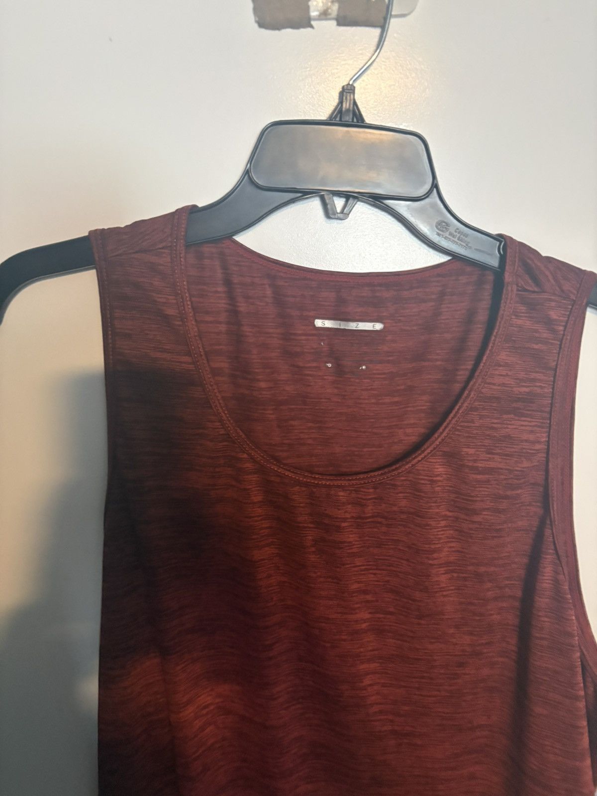 Other Red Heather Scoop Neck Activewear Tank Top for Men Size US XL / EU 56 / 4 - 2 Thumbnail
