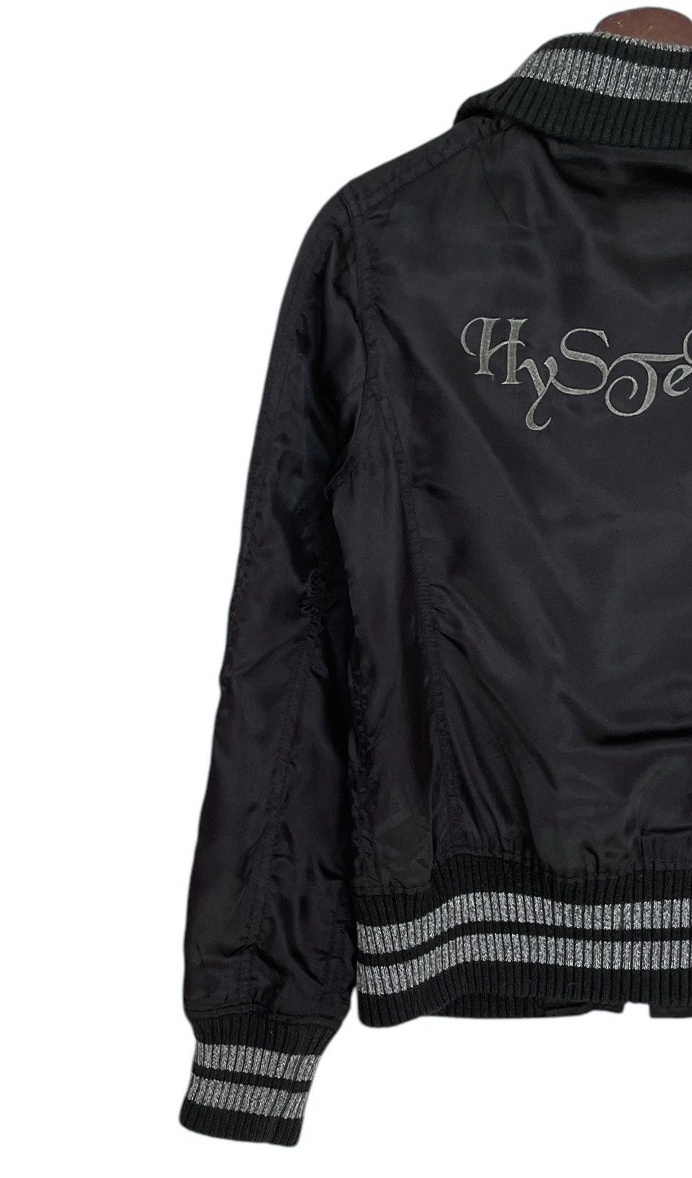 Hysteric Glamour × Japanese Brand × Vintage Vintage Japanese Brand Hysteric Glamour Nylon Jacket 2000s Size US M / EU 48-50 / 2 - 5 Thumbnail