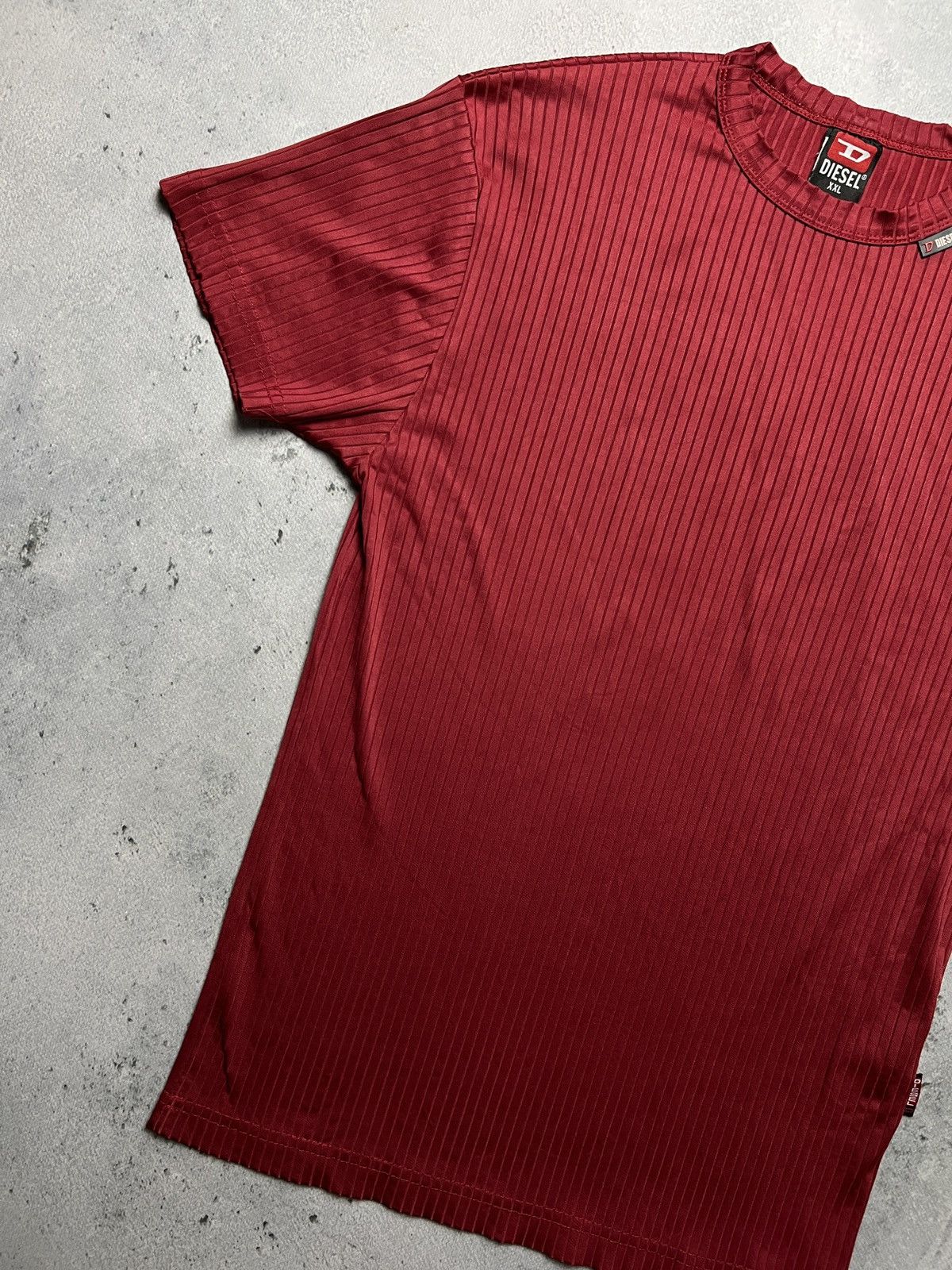 Diesel Vintage Diesel T Shirt Tee Big Logo Baggy Distressed 90s Y2K Size US L / EU 52-54 / 3 - 3 Thumbnail