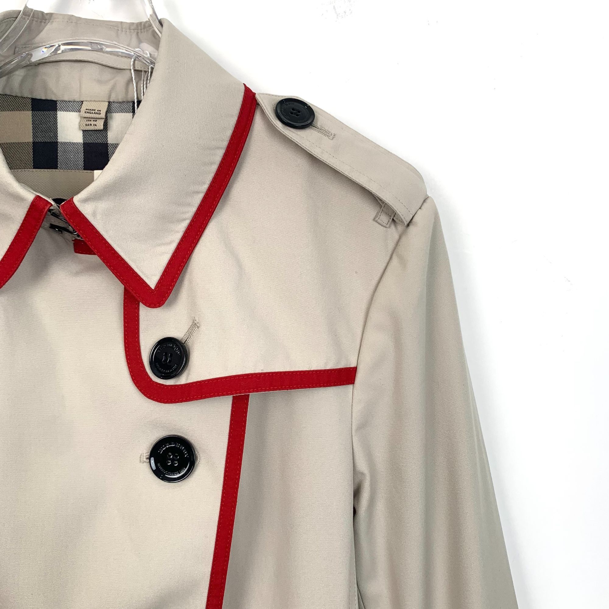 Burberry H11776 Burberry Trench Coat with Belt in Khaki Size S / US 4 / IT 40 - 3 Thumbnail