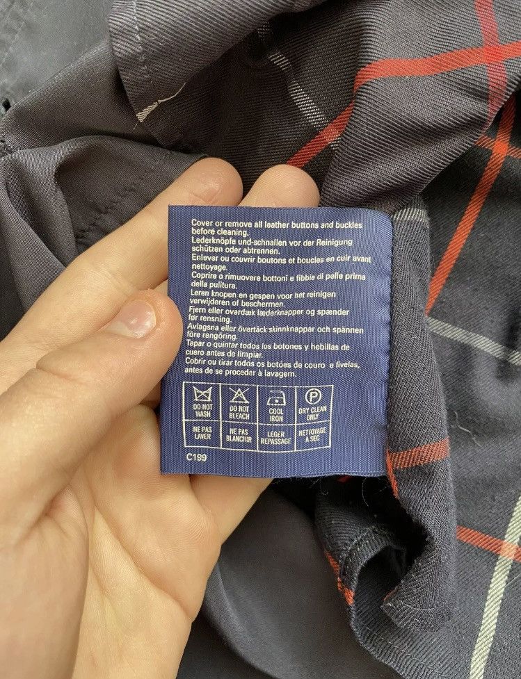 Burberry Burberrys Vintage Burberry Men's Navy Blue Check Trench Coat Size US L / EU 52-54 / 3 - 7 Thumbnail