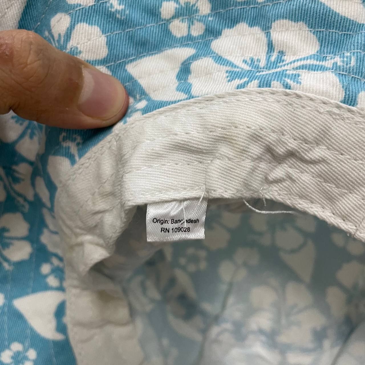 Flower Mountain ⭐️SALE⭐️ HAWAII BUCKET HAT Size ONE SIZE - 4 Thumbnail