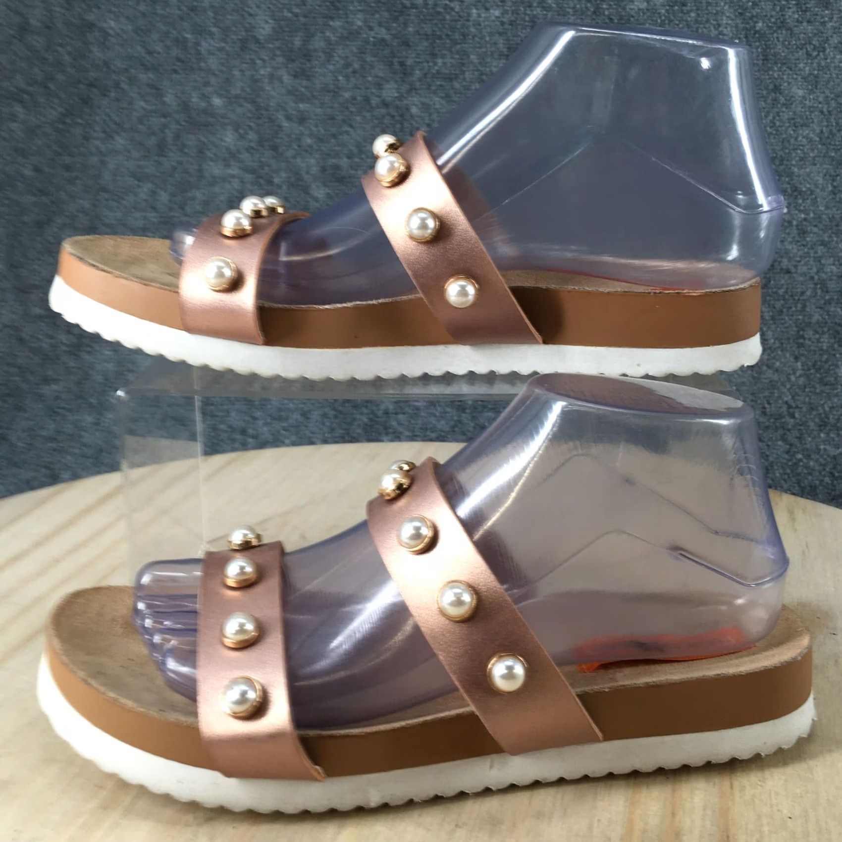 Vintage Rocket Dog Sandals Lolly Austin Slide Womens 8.5 Pearls Straps Gold Faux Leather Beaded Flat Casual Size US 9 / IT 39 - 3 Thumbnail