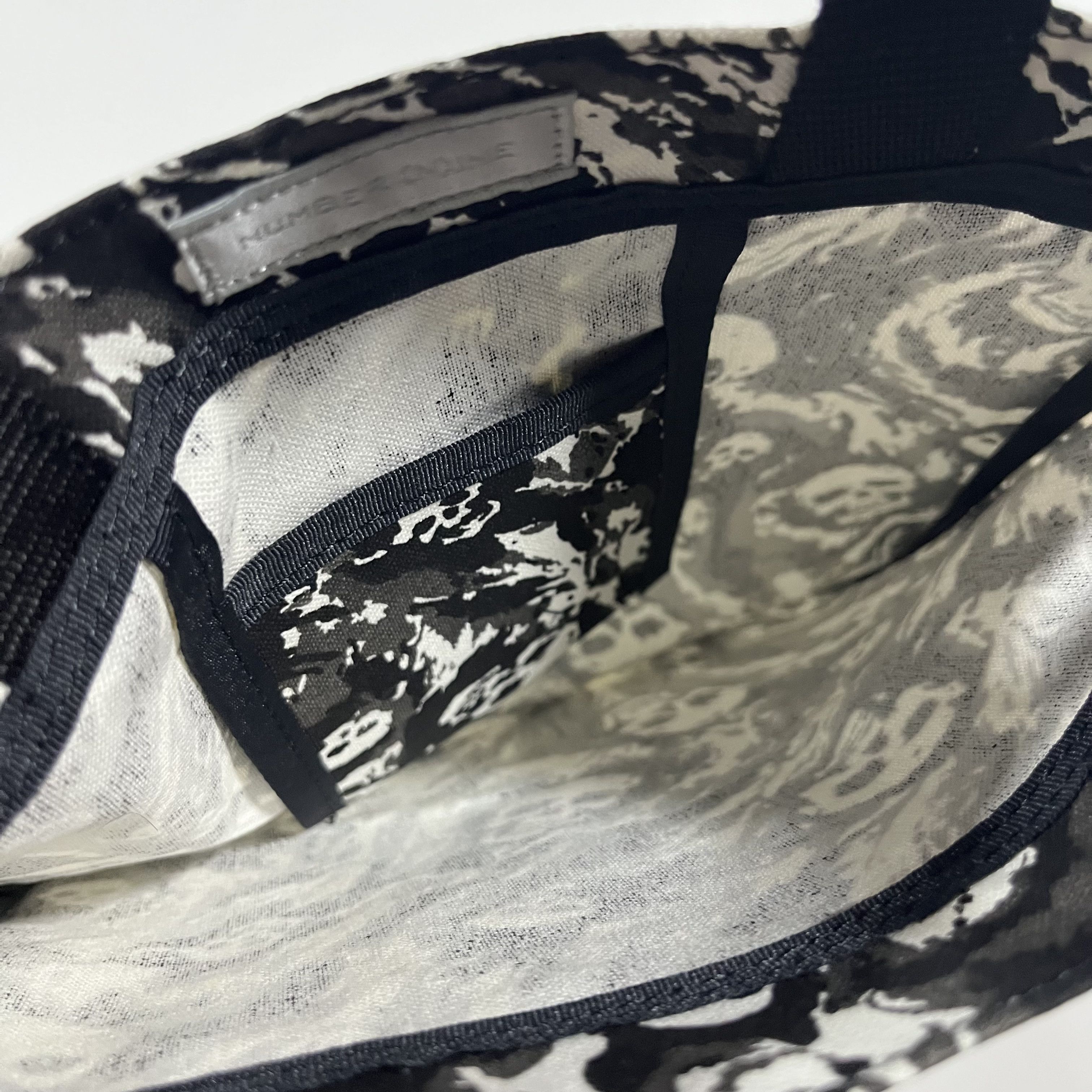 Number (N)ine SS02 Modern Age Skull Camo Book Bag Size ONE SIZE - 3 Thumbnail