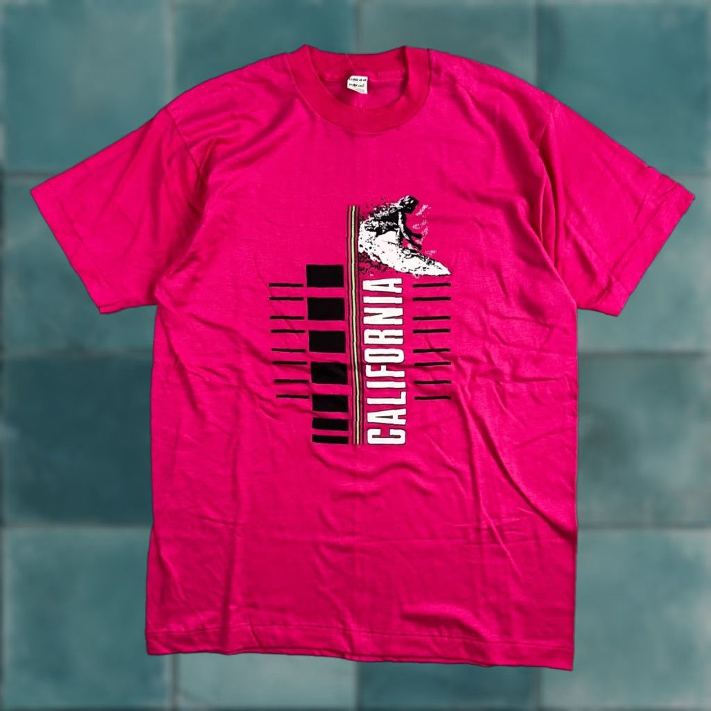 Vintage VINTAGE California Surfer T Shirt Pink Ocean Swim Pacific Graphic 80s Bloopers Men XL Size US XL / EU 56 / 4 - 1 Thumbnail