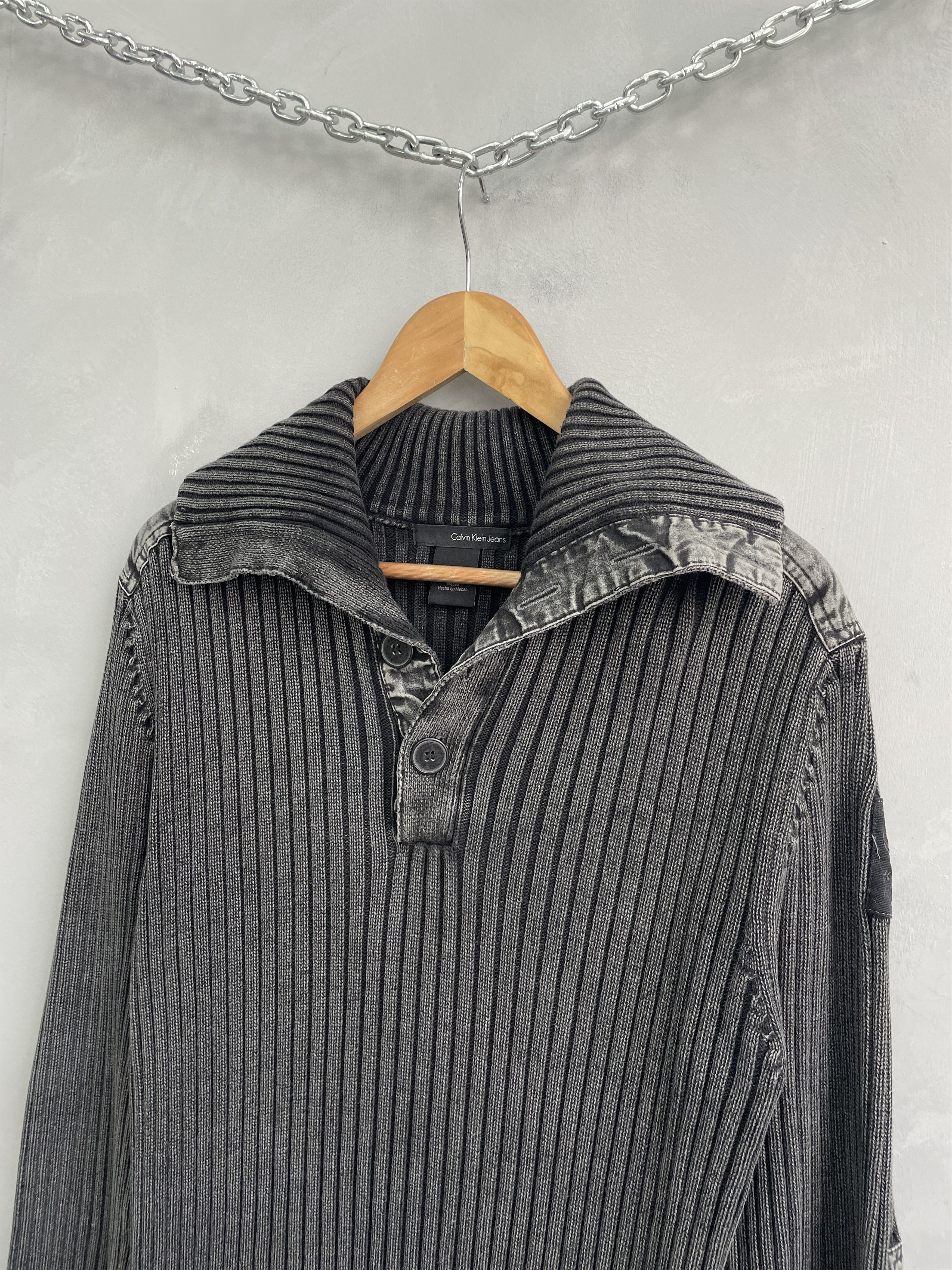 Calvin Klein Rare Calvin Klein Washed sweater y2k hype archival Size US L / EU 52-54 / 3 - 3 Thumbnail