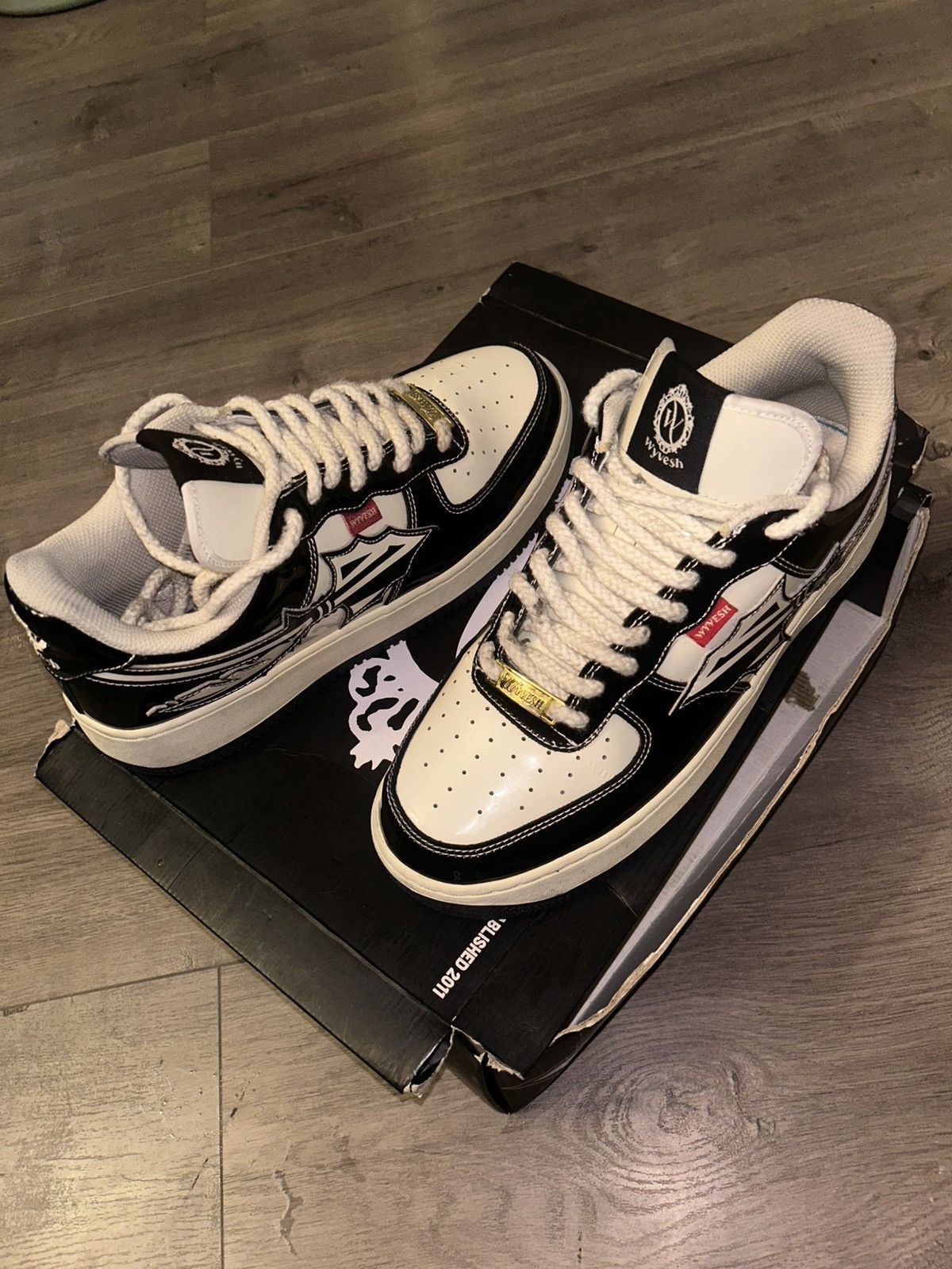 Other Wyveesh low top Size US 10 / EU 43 - 6 Thumbnail