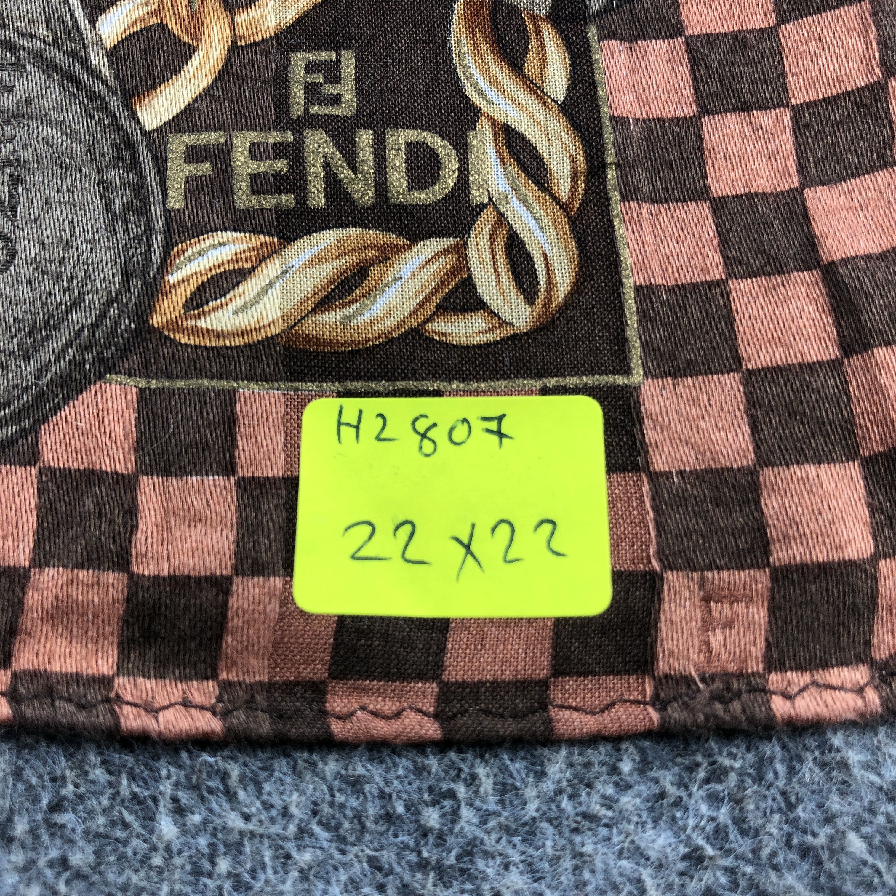 Vintage Fendi Monogram FF Handkerchief Neckerchief Bandana H2807 Size ONE SIZE - 6 Thumbnail