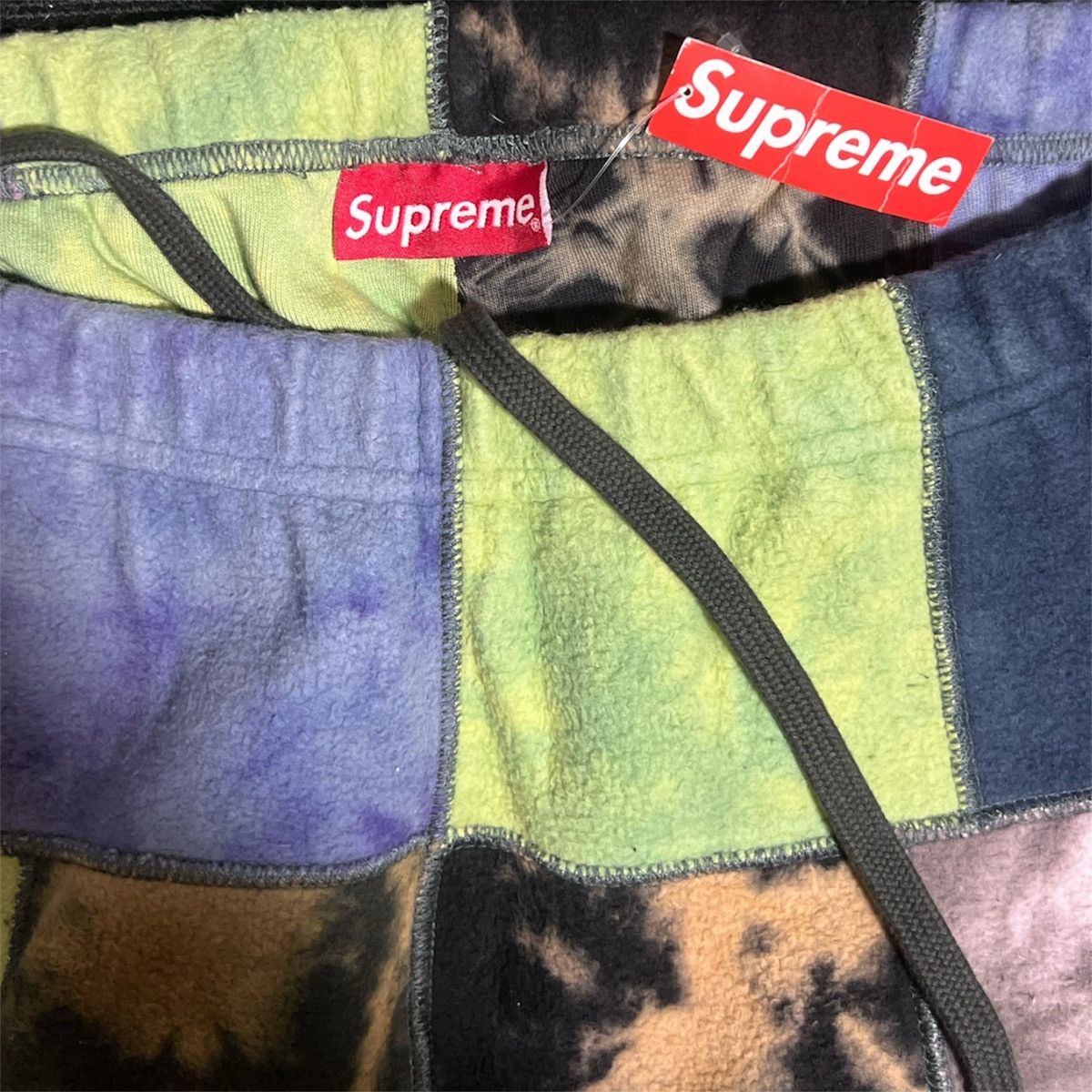 Supreme SUPREME Patchwork Sweatpants (SS19) — Medium Size US 32 / EU 48 - 4 Thumbnail