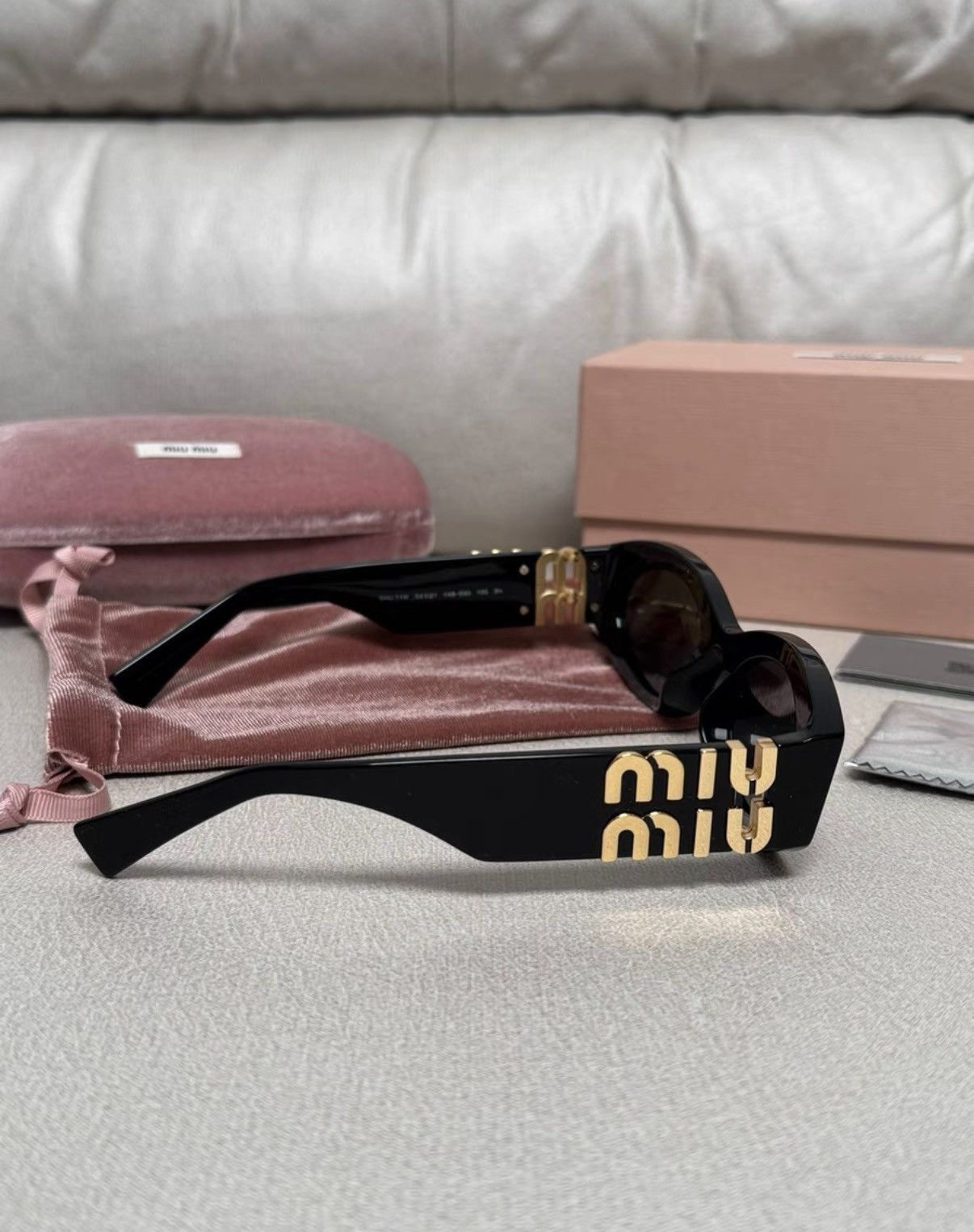 Miu Miu MIUMIU Sunglasses 11W Black Brand New Unused.K6 Size ONE SIZE - 3 Thumbnail