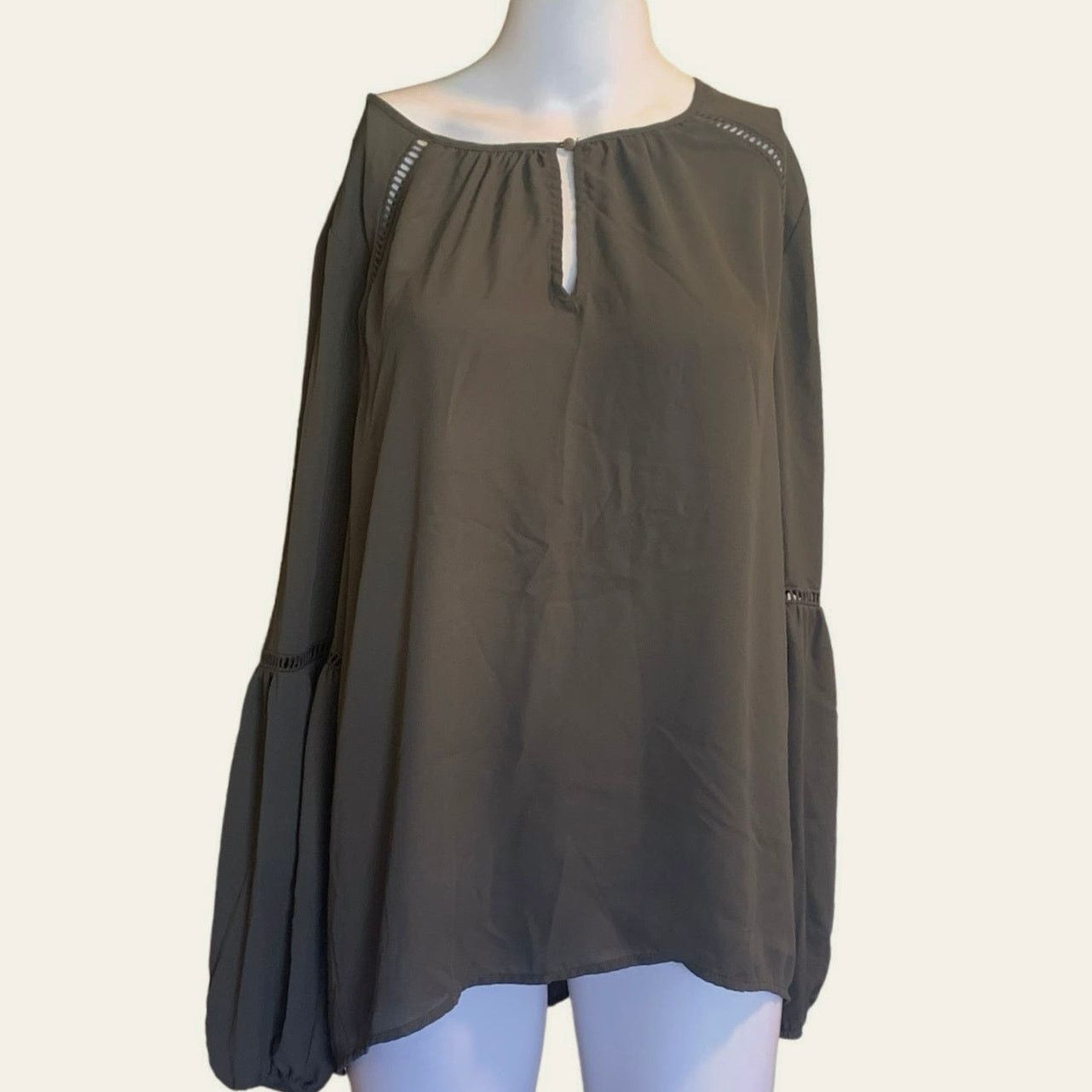 Mossimo Mossimo Large Flare Sleeve Peasant Blouse Olive Green Shirt Size L / US 10 / IT 46 - 1 Thumbnail